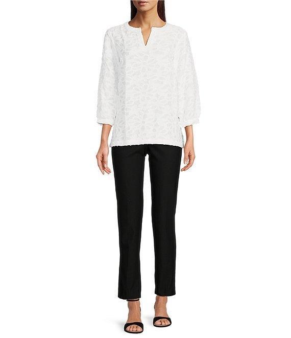 Ali Miles Petite Size Woven Clipped Jacquard Split V-Neck 3/4 Sleeve Tunic Product Image