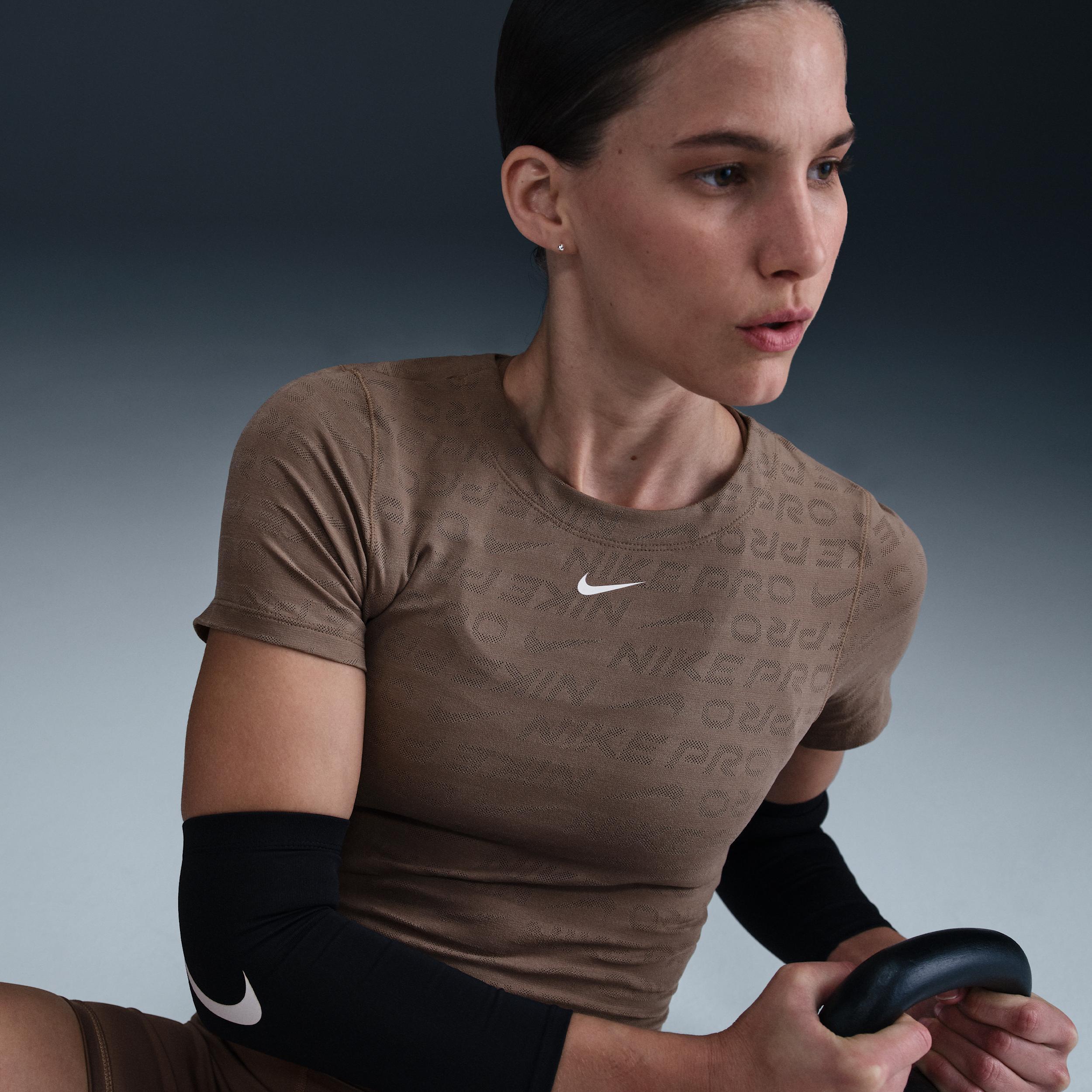 Nike Pro Women's Dri-FIT Short-Sleeve Cropped Jacquard Top Product Image