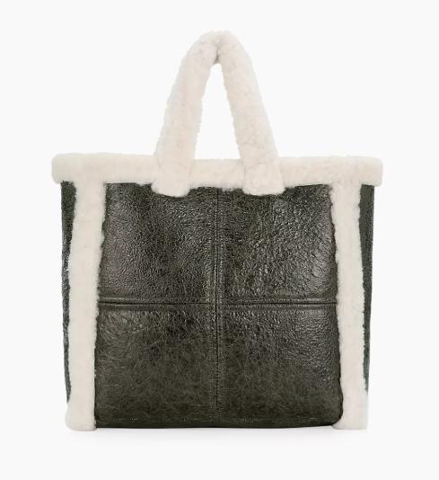 SHEARLING LAMB TOTE Product Image
