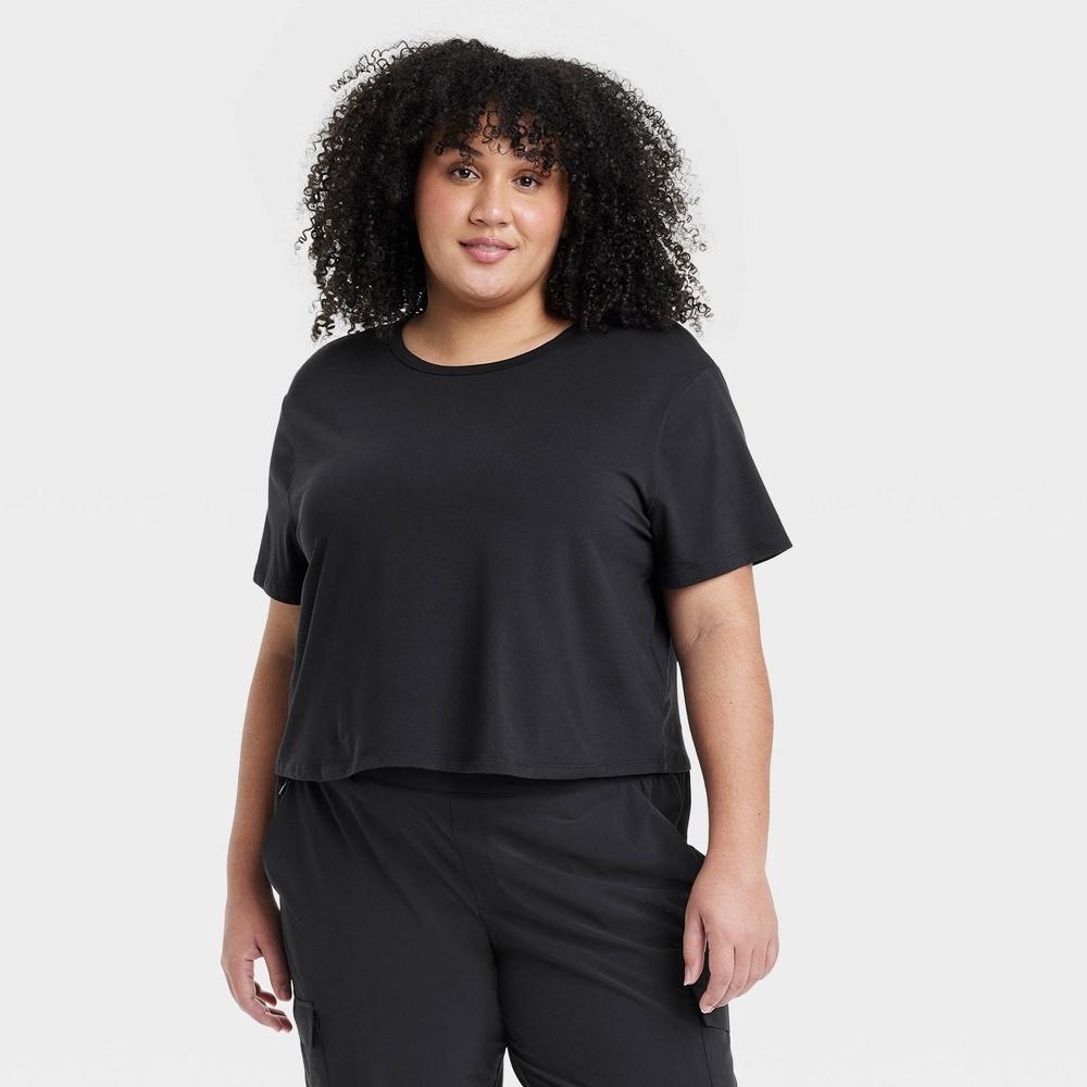 Womens Essential Crewneck Short Sleeve Top - All In Motion Black 2X Product Image