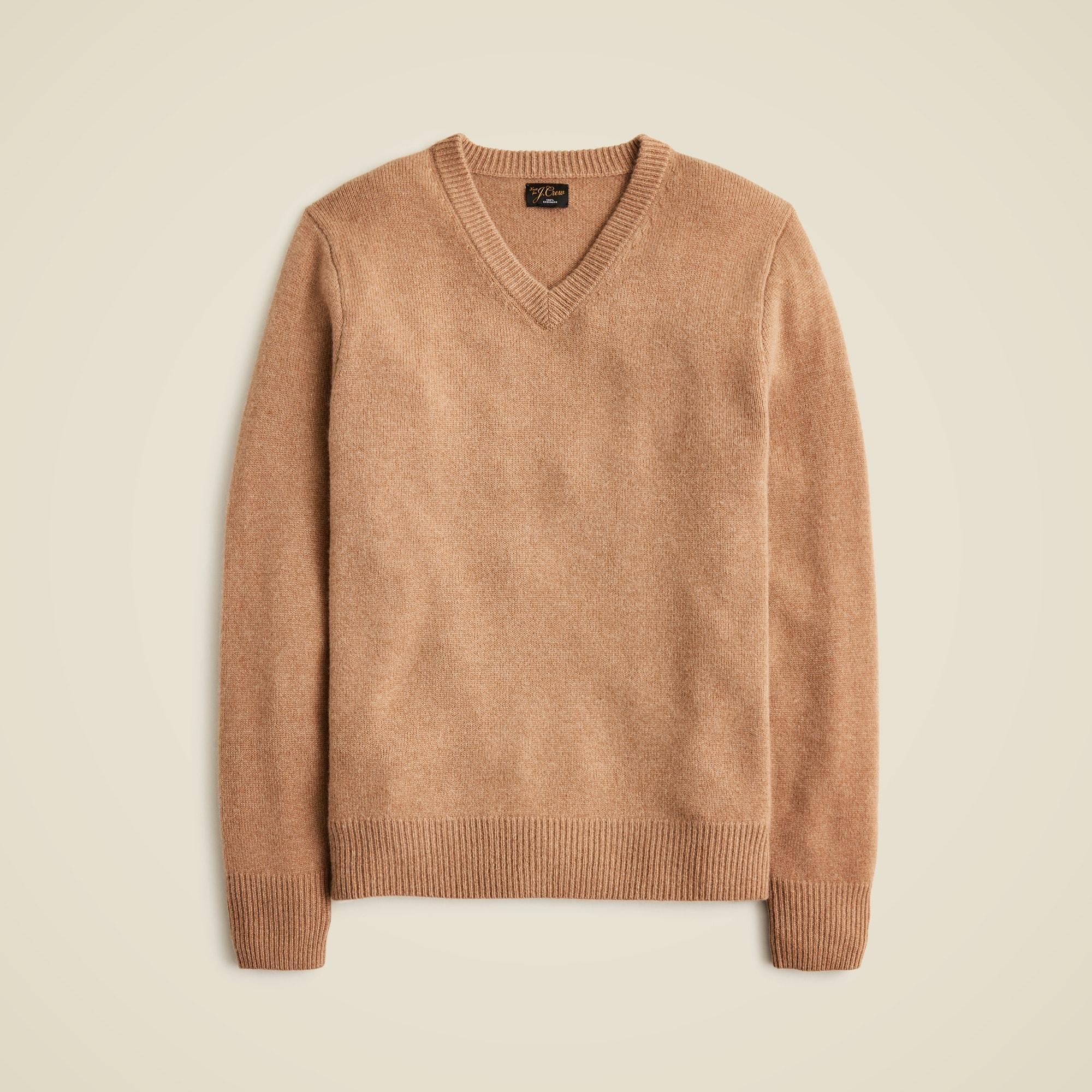 Relaxed midweight cashmere V-neck sweater Product Image