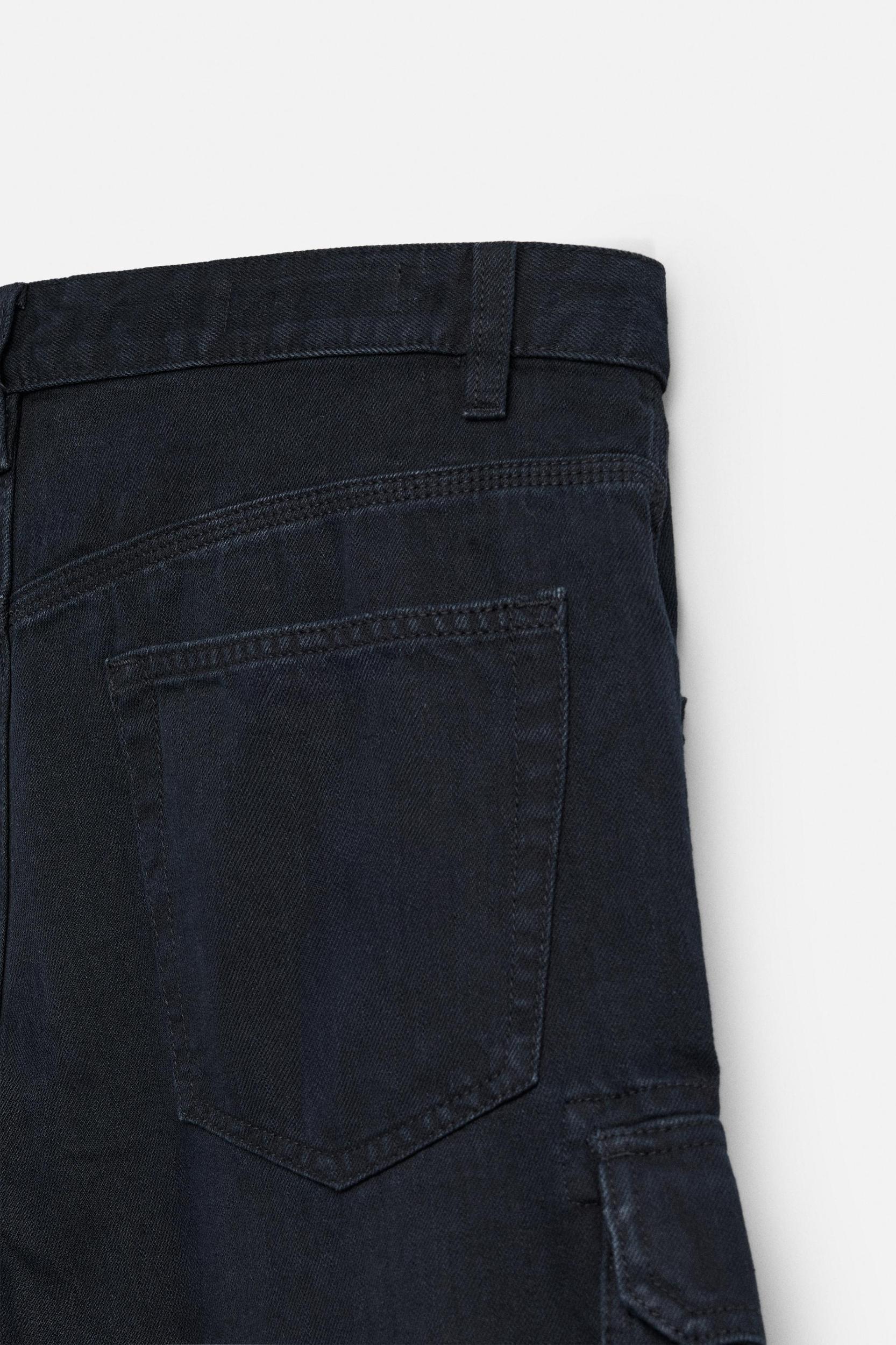 COTTON-LYOCELL CARGO SHORTS Product Image