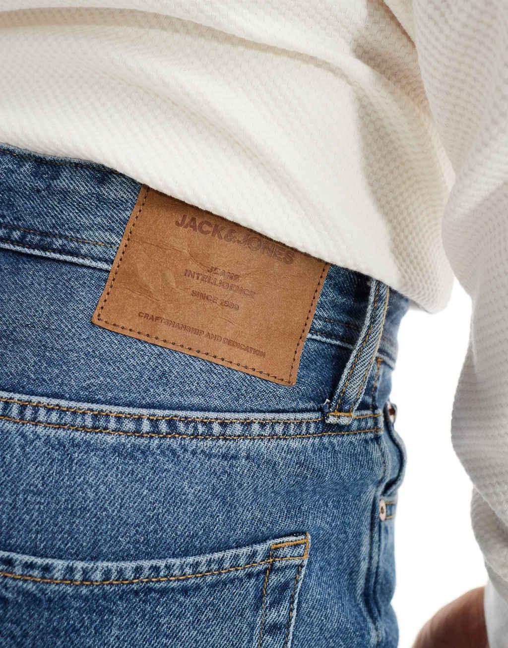 Jack & Jones Chris straight leg jeans in mid blue wash Product Image