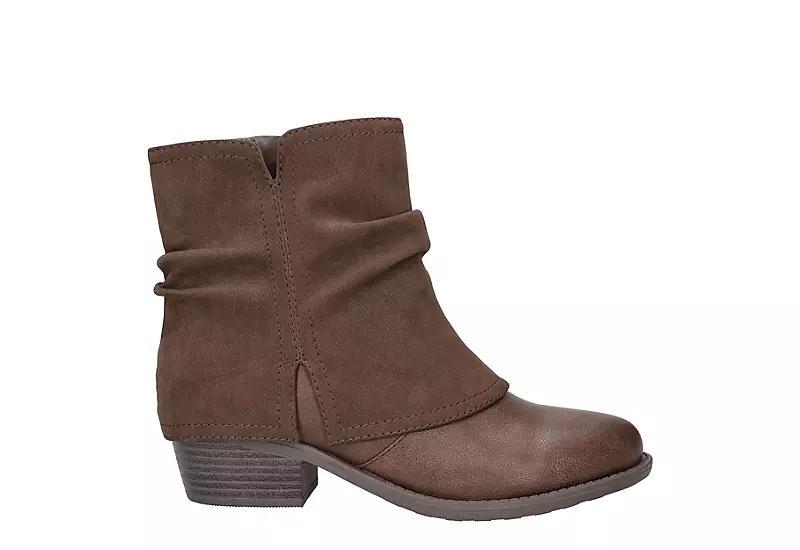 Easy Street Kudos Women's Block Heel Ankle Boots, Size: 6.5 Wide Product Image