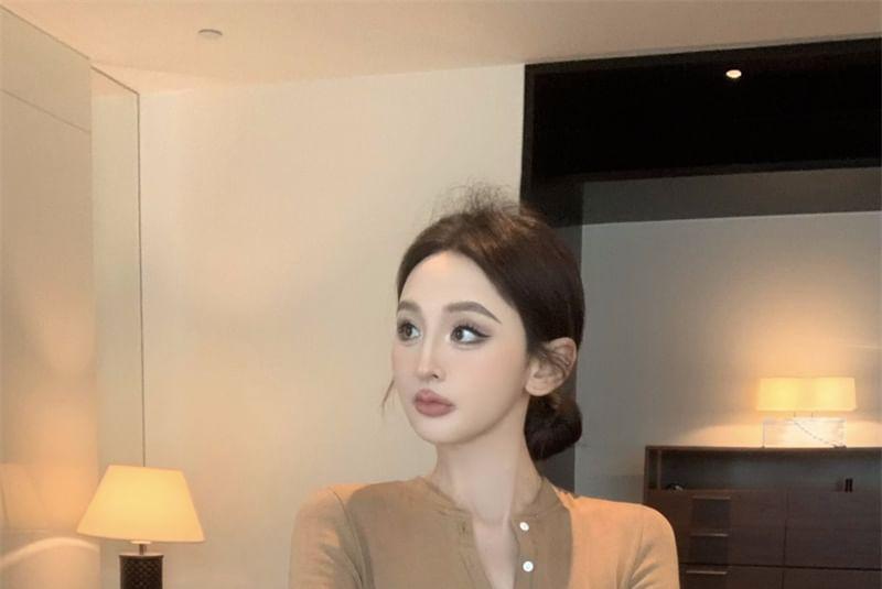 Plain Long-Sleeve Skinny Henley Product Image