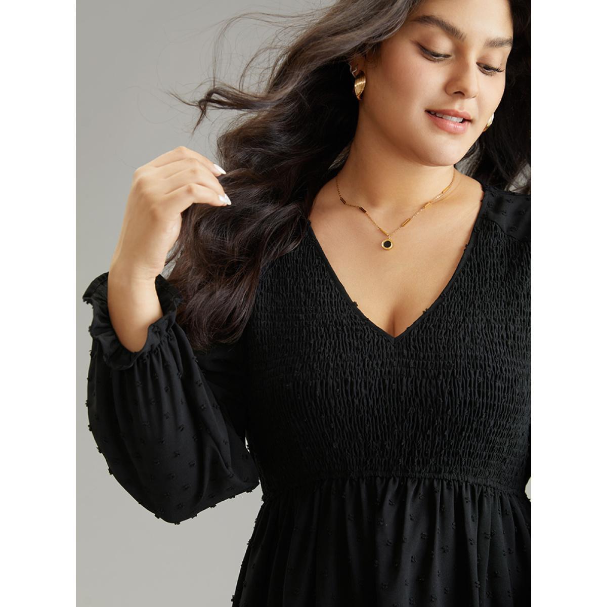 Plus Size Plain Gathered Texture Shirred Elastic Waist Dress Black Women Elegant Texture V-neck Long Sleeve Curvy Midi Dress BloomChic 18-20/2X Product Image