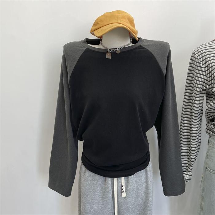 Long Sleeve Crew Neck Raglan T-Shirt Product Image