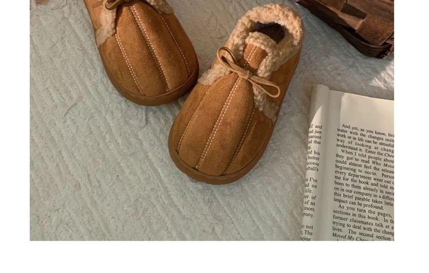 Fleece-Lined Lace-Up Shoes Product Image