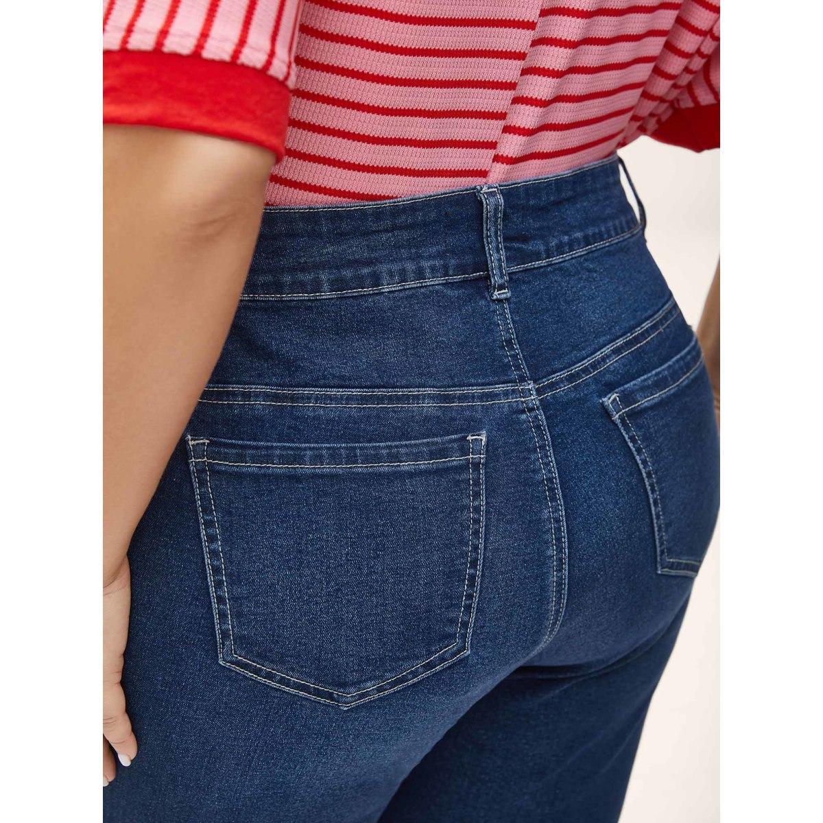 Plus Size Stretchy 5 Pockets Skinny-Fit Crop Jeans Women Darkindigo Medium stretch Slanted pocket Jeans BloomChic 20/2X Product Image