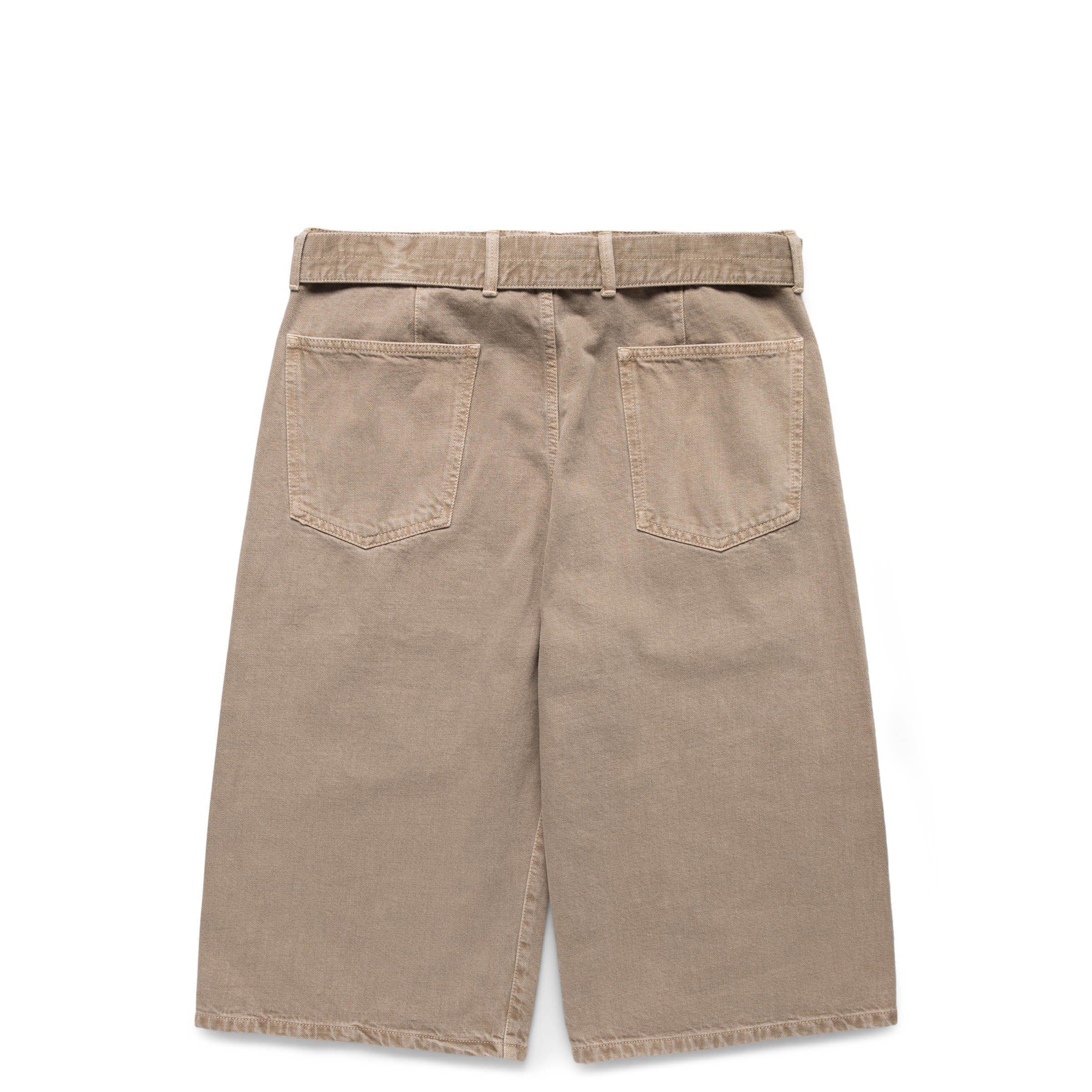 TWISTED SHORTS Product Image