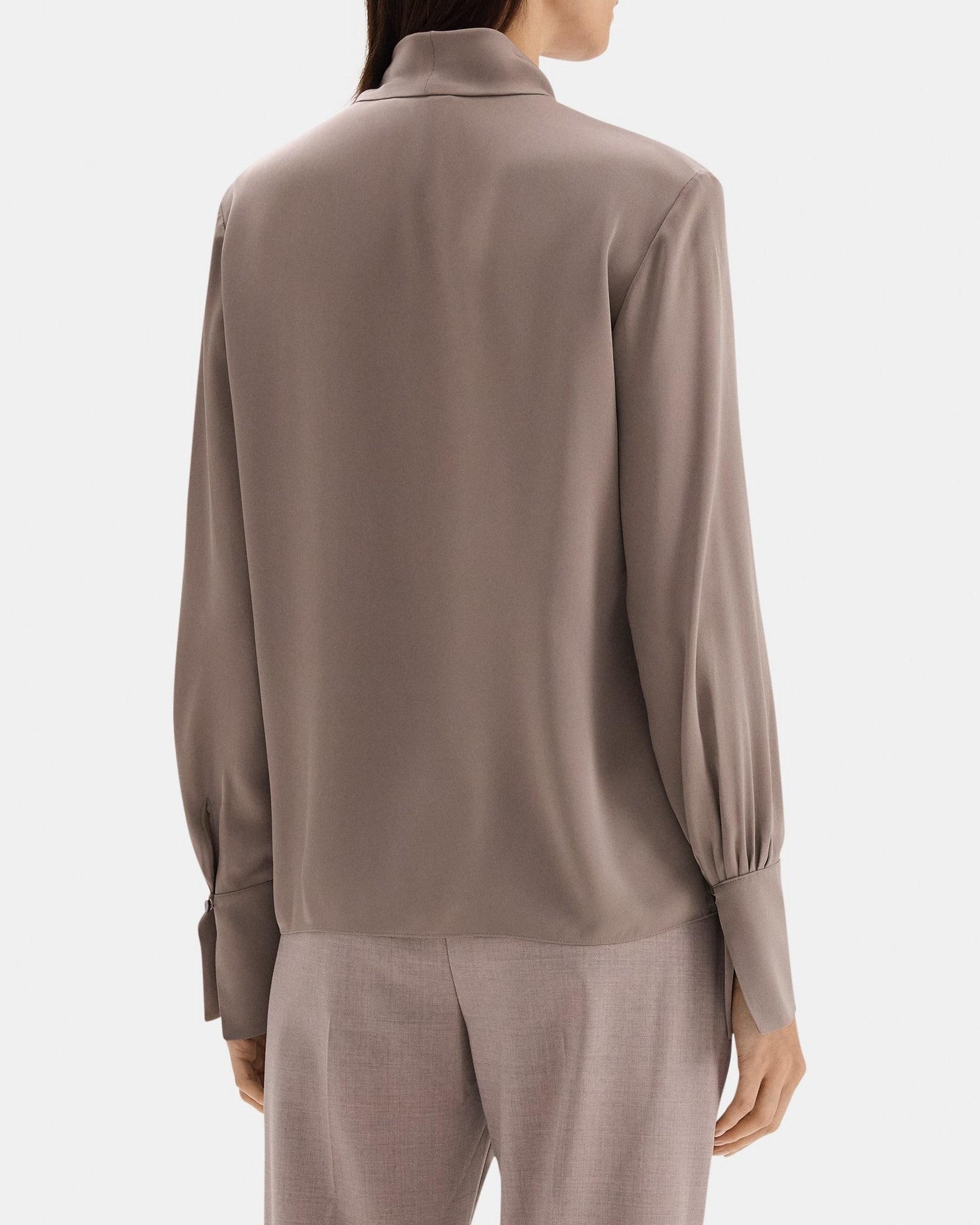 V-Neck Tie Blouse in Silk Product Image