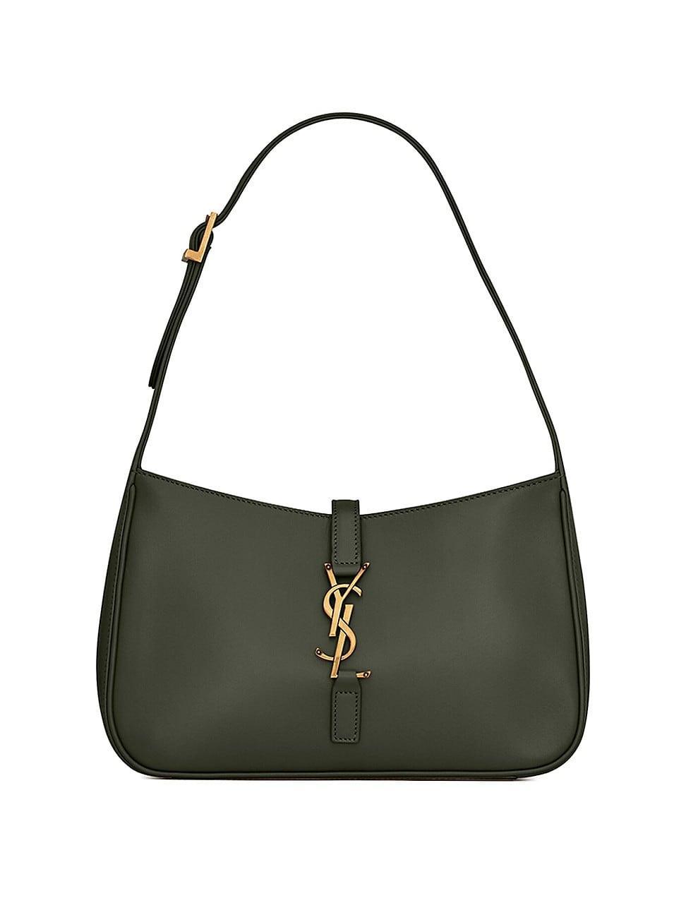 Womens Le 5  7 Hobo Bag in Smooth Leather Product Image