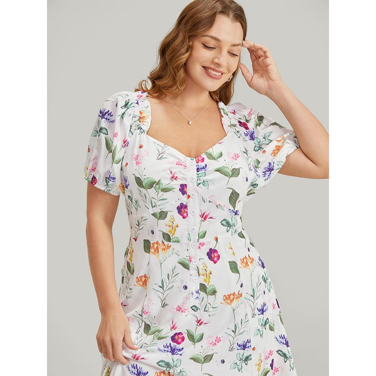 Plus Size Floral Split Hem Button Detail Pocket Ruched Puff Sleeve Dress Multicolor Women Elegant Ruched V-neck Short sleeve Curvy Midi Dress BloomChic 22-24/3X Product Image
