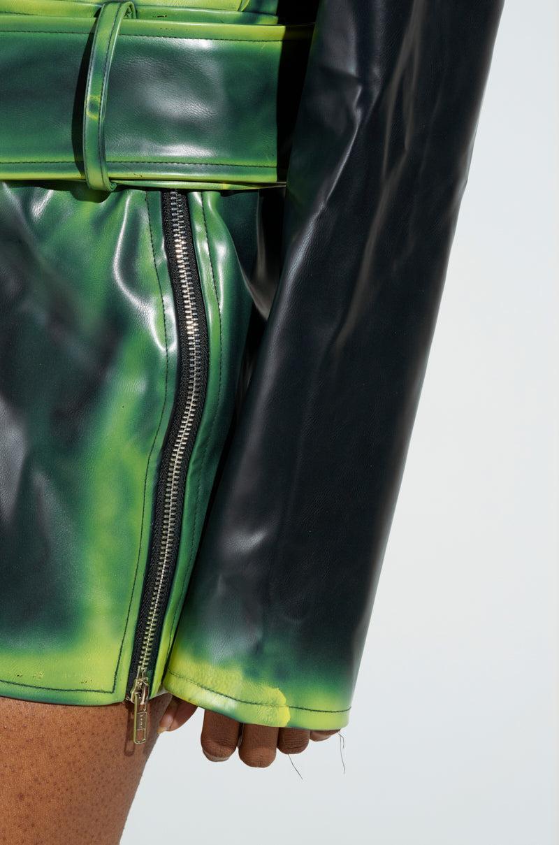 LIGHTS OUT PAINTED SEAM MOTO Product Image