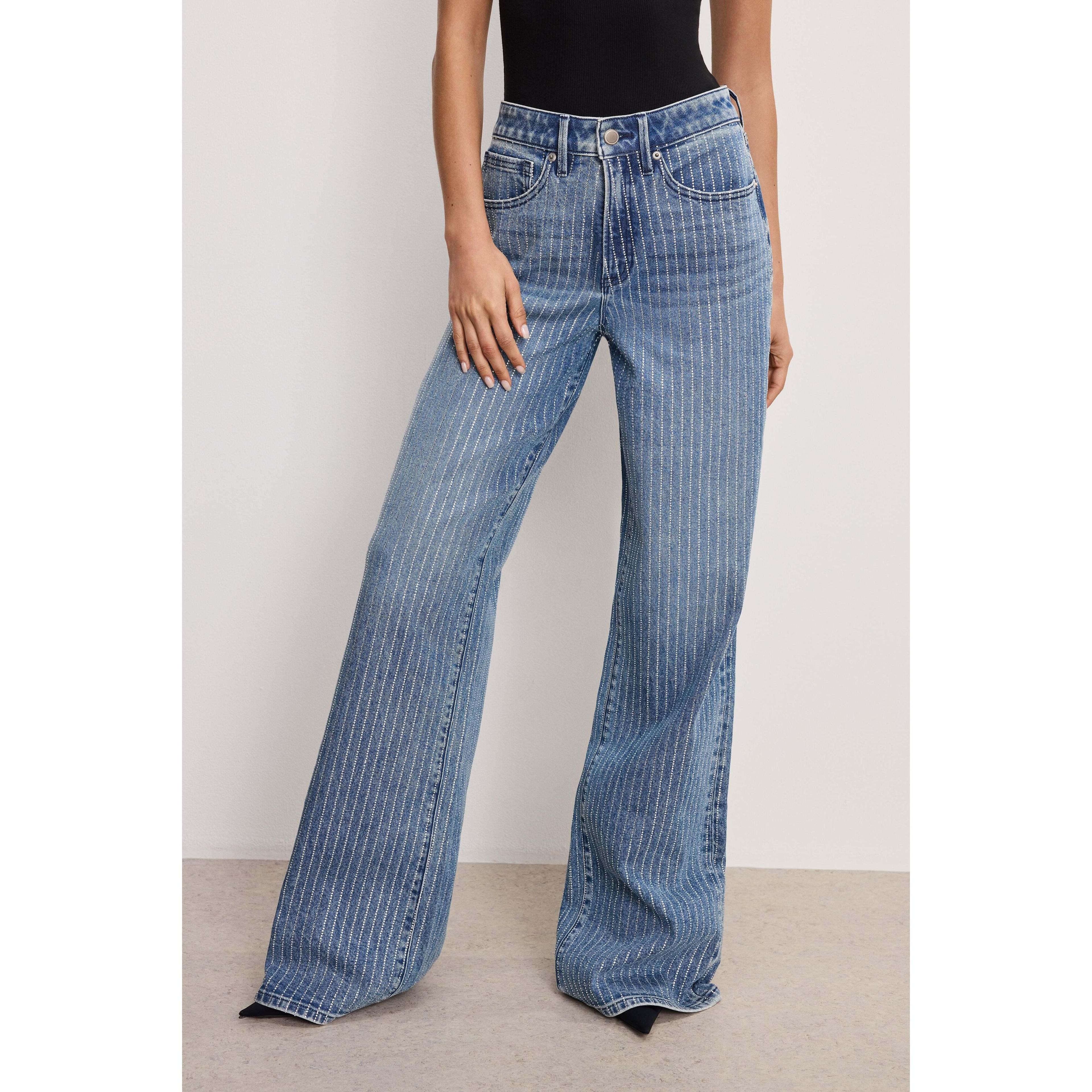 Womens Good Ease Relaxed Diamond Jeans | Indigo, Size 8 | Good American by Khlo Kardashian Product Image
