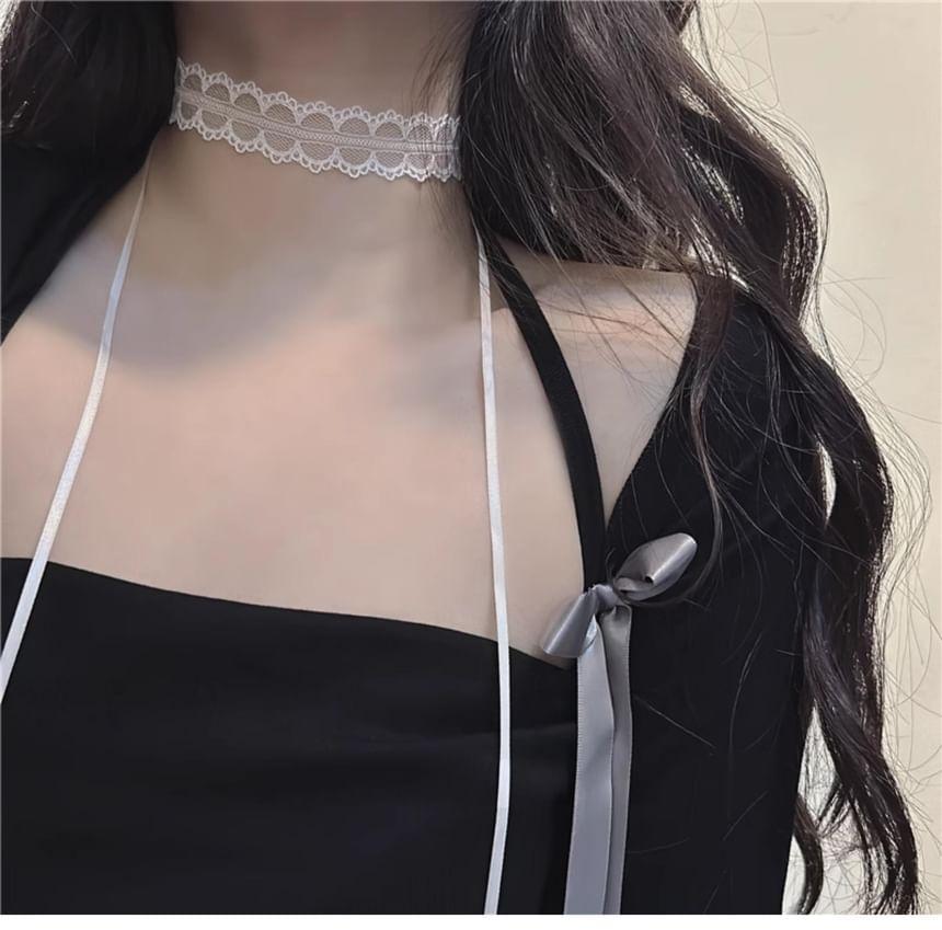 Lace Choker Product Image