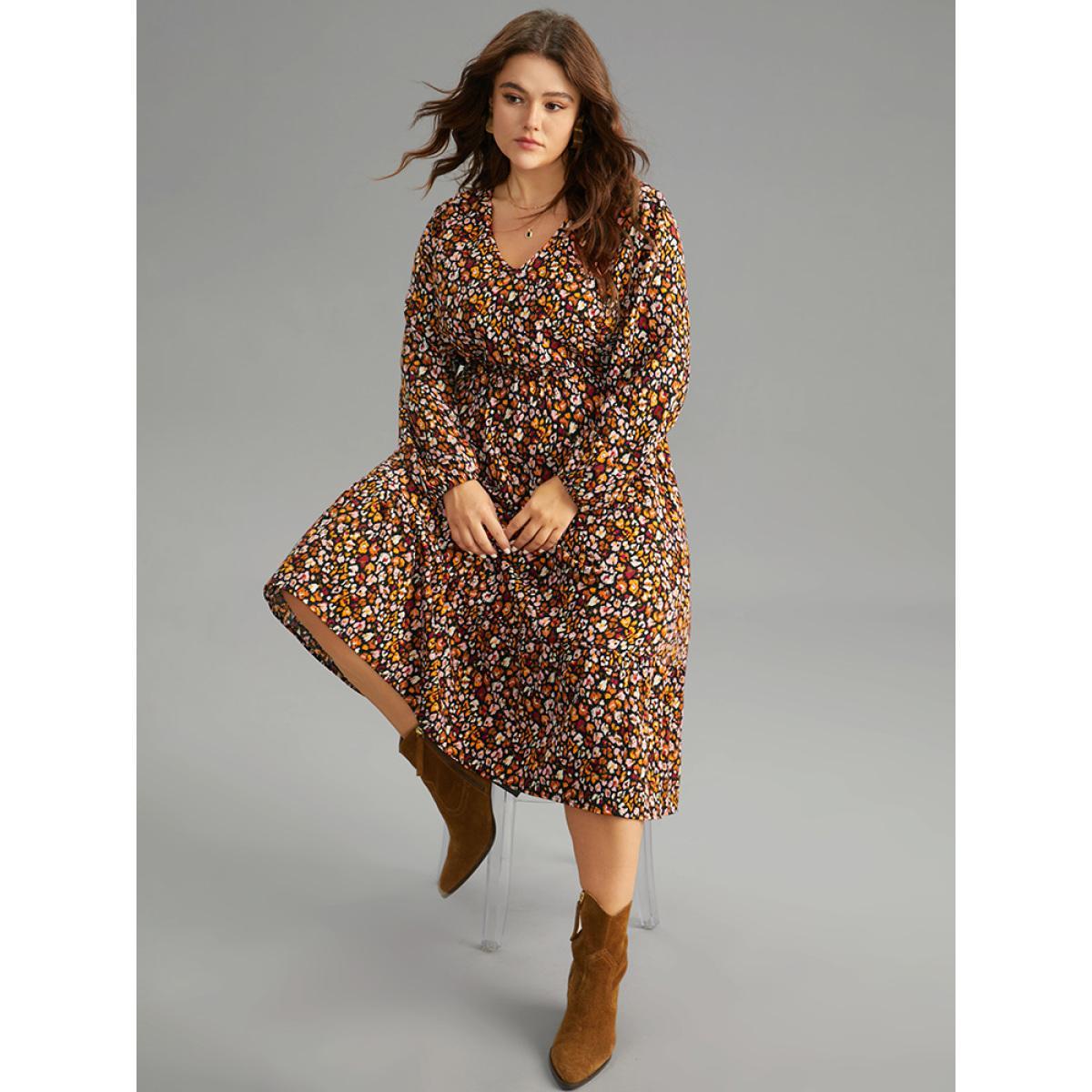Plus Size Ditsy Floral Pocket Lantern Sleeve Ruffle Hem Dress Black Women Casual Elastic cuffs V-neck Long Sleeve Curvy Midi Dress BloomChic 14-16/1X Product Image