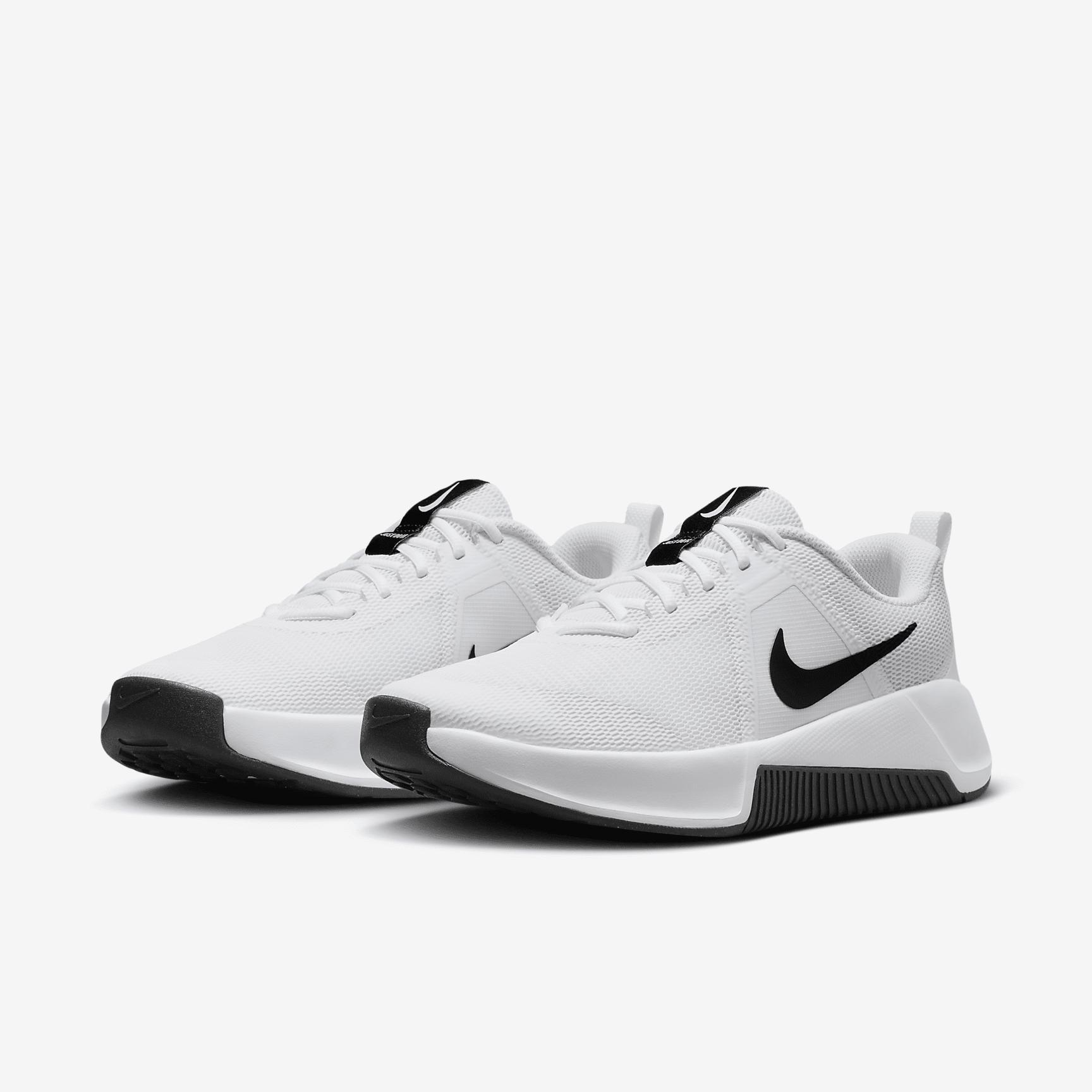 Nike Men's MC Trainer 3 Workout Shoes Product Image
