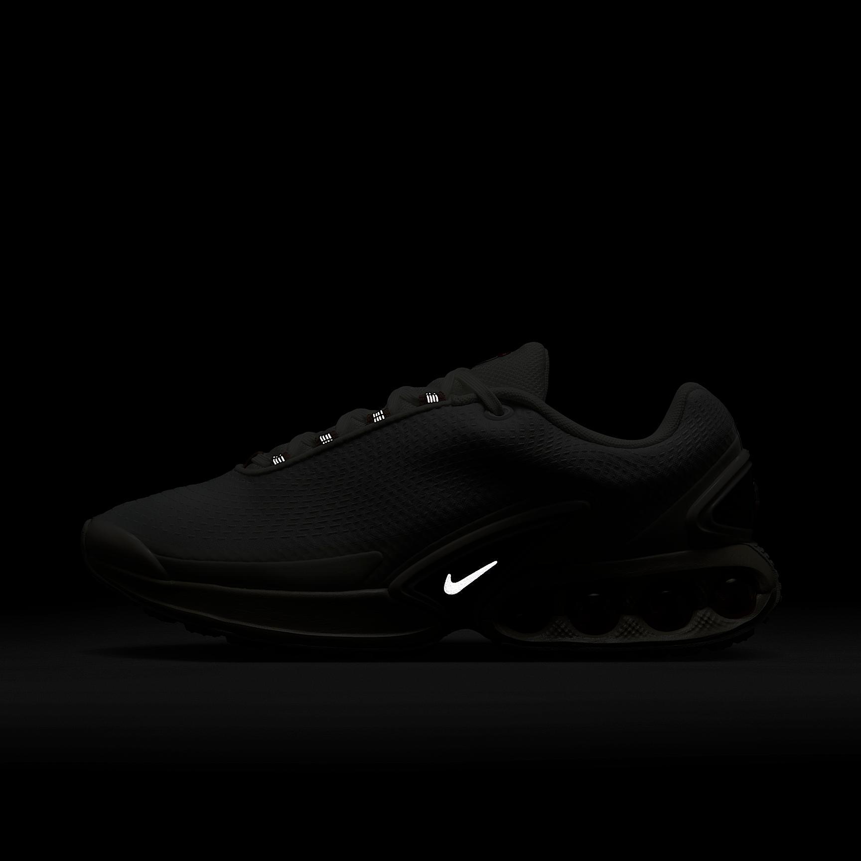 Nike Air Max Dn Tech Women's Shoes Product Image