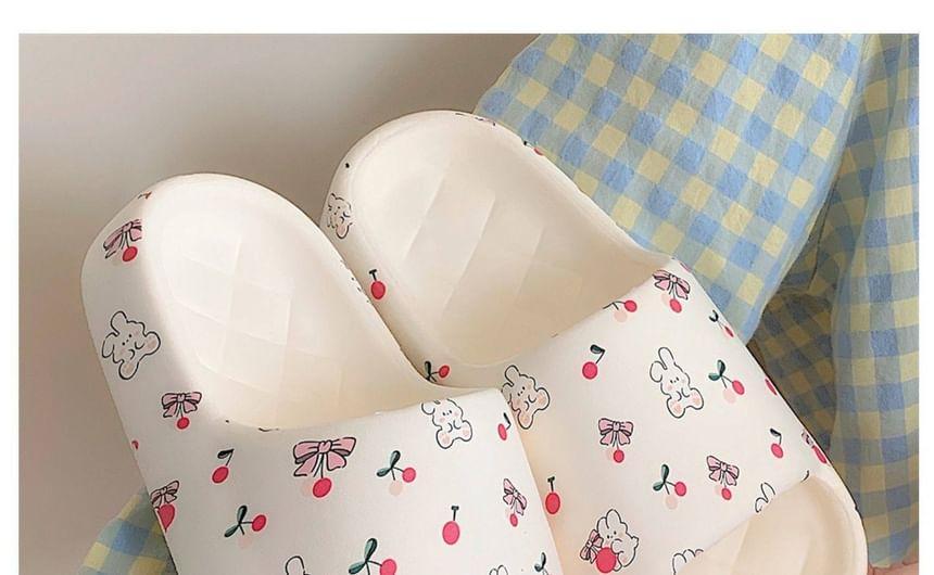 Rabbit Print Home Slippers Product Image