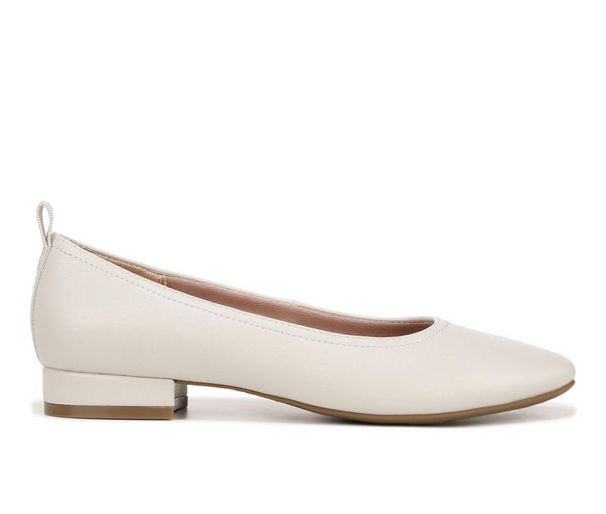 Women's LifeStride Women's Cameo Pumps Product Image