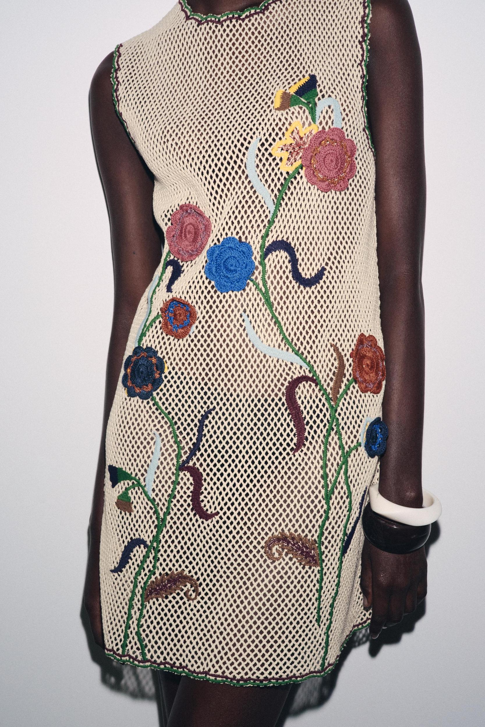 CROCHET DRESS WITH FLORAL EMBROIDERY ZW COLLECTION Product Image