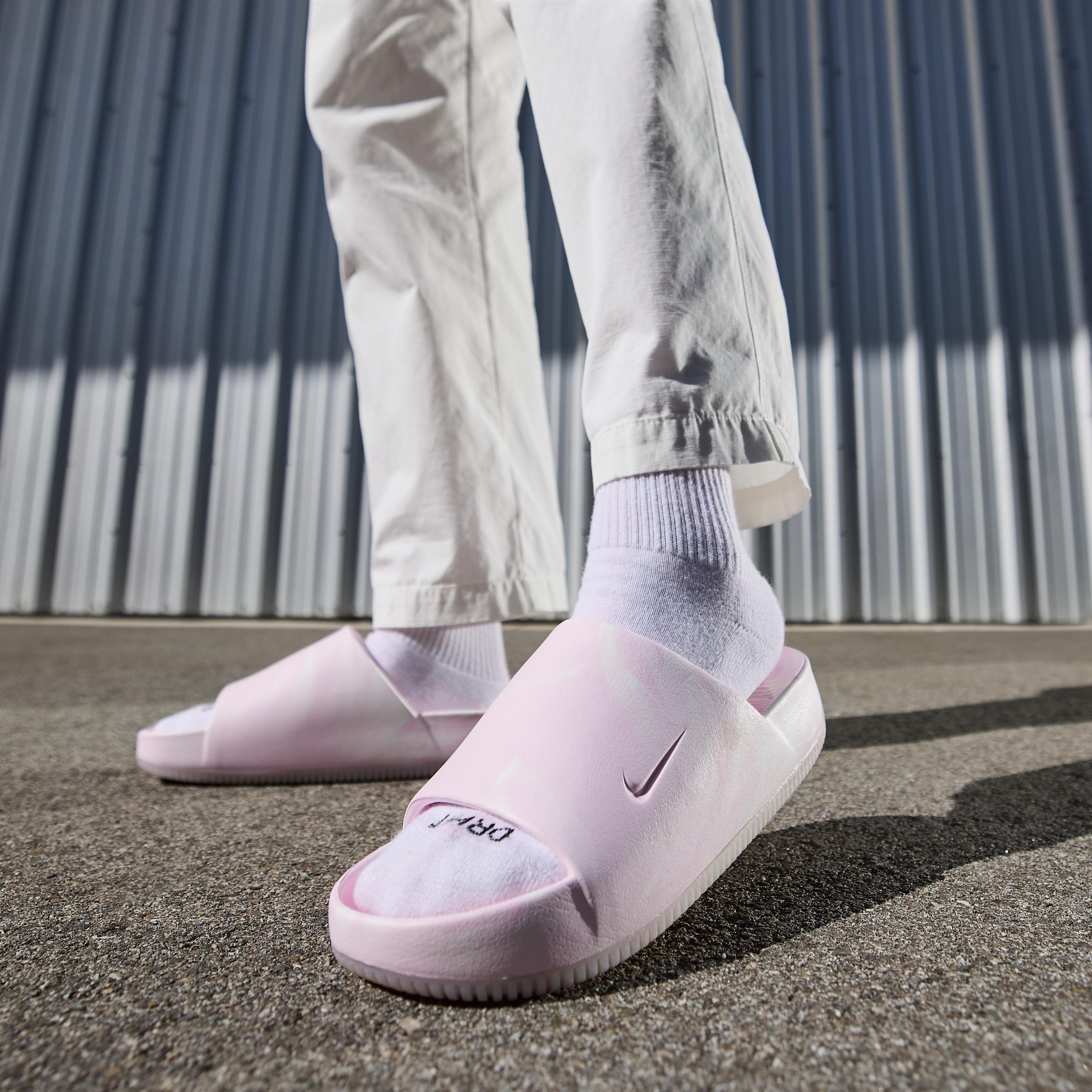 Nike Women's Calm SE Slides Product Image