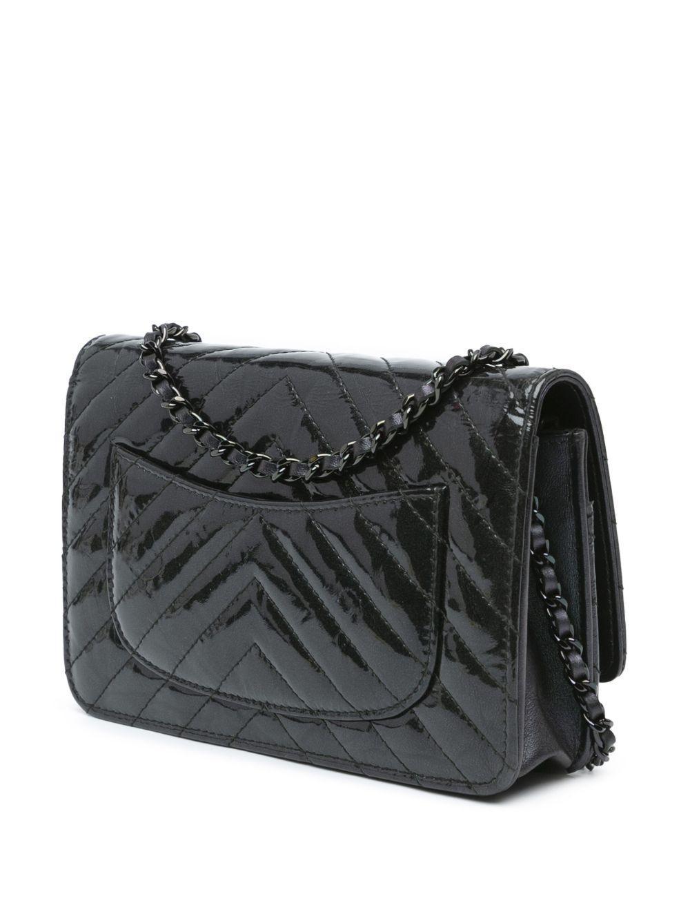 2018 CC Chevron Quilted Crumpled Calfskin Wallet On Chain crossbody bag Product Image