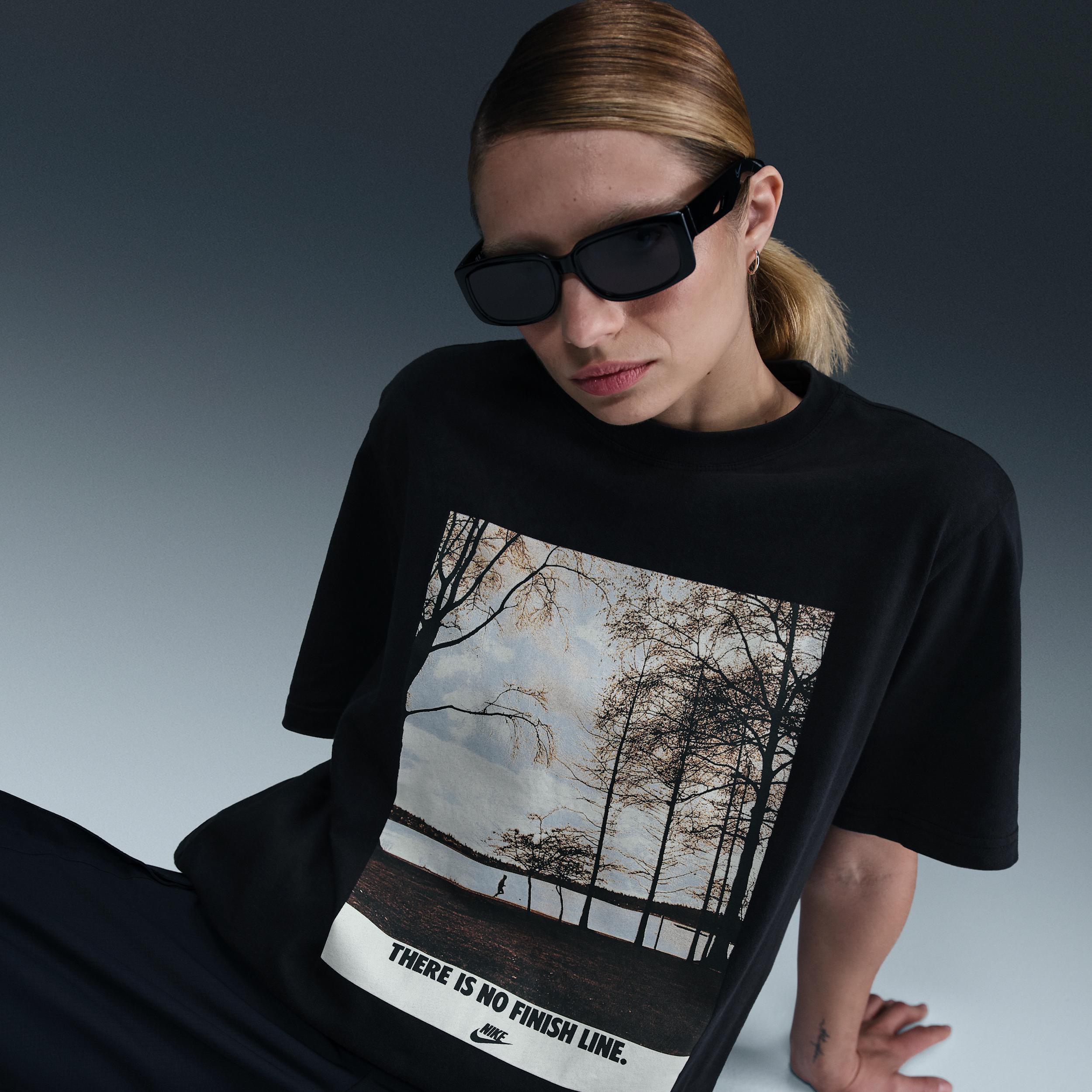 Nike Sportswear Women's Short-Sleeve Graphic T-Shirt Product Image