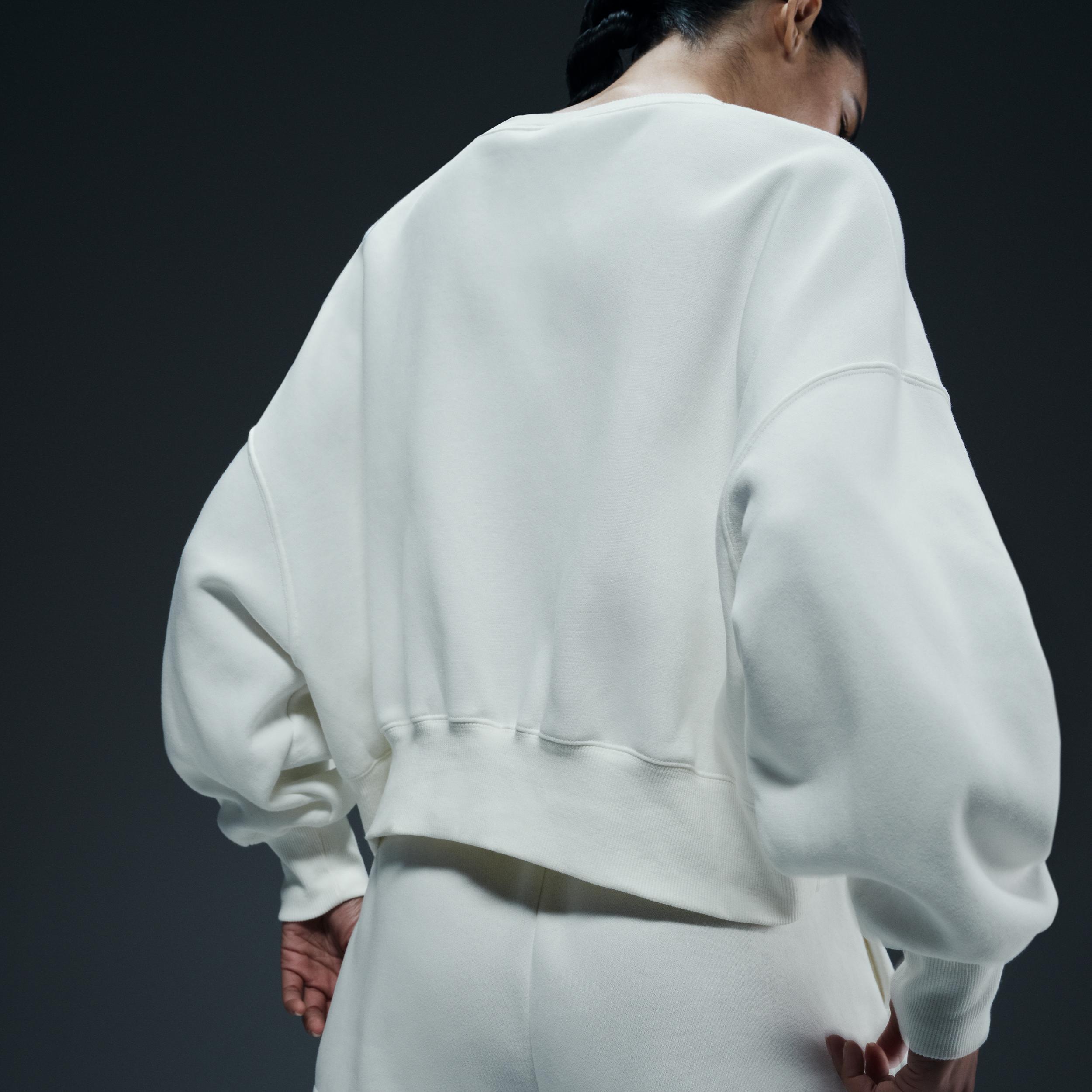 Nike Womens Nike NSW Style Fleece Crew OOS - Womens Product Image