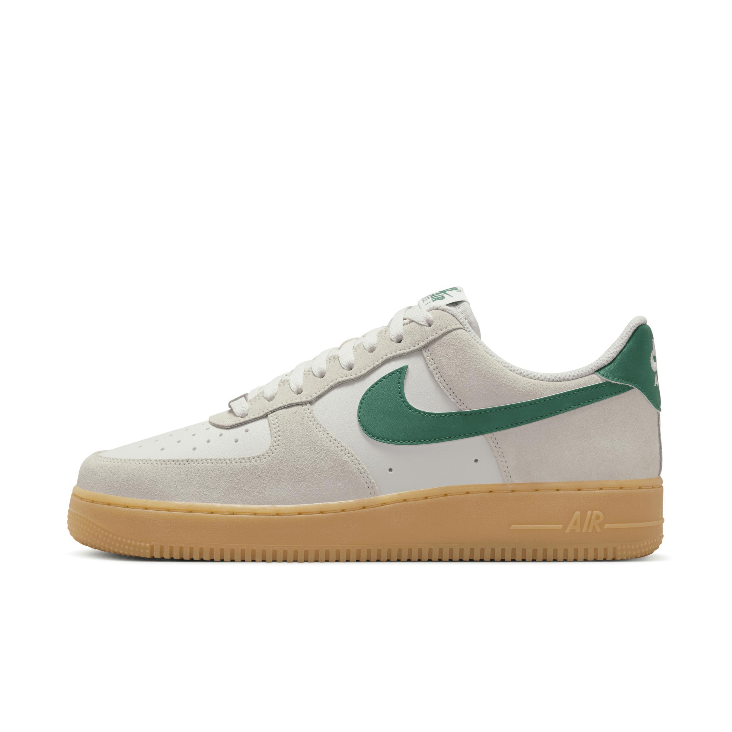 Nike Mens Air Force 1 07 LV8 Casual Shoes Product Image