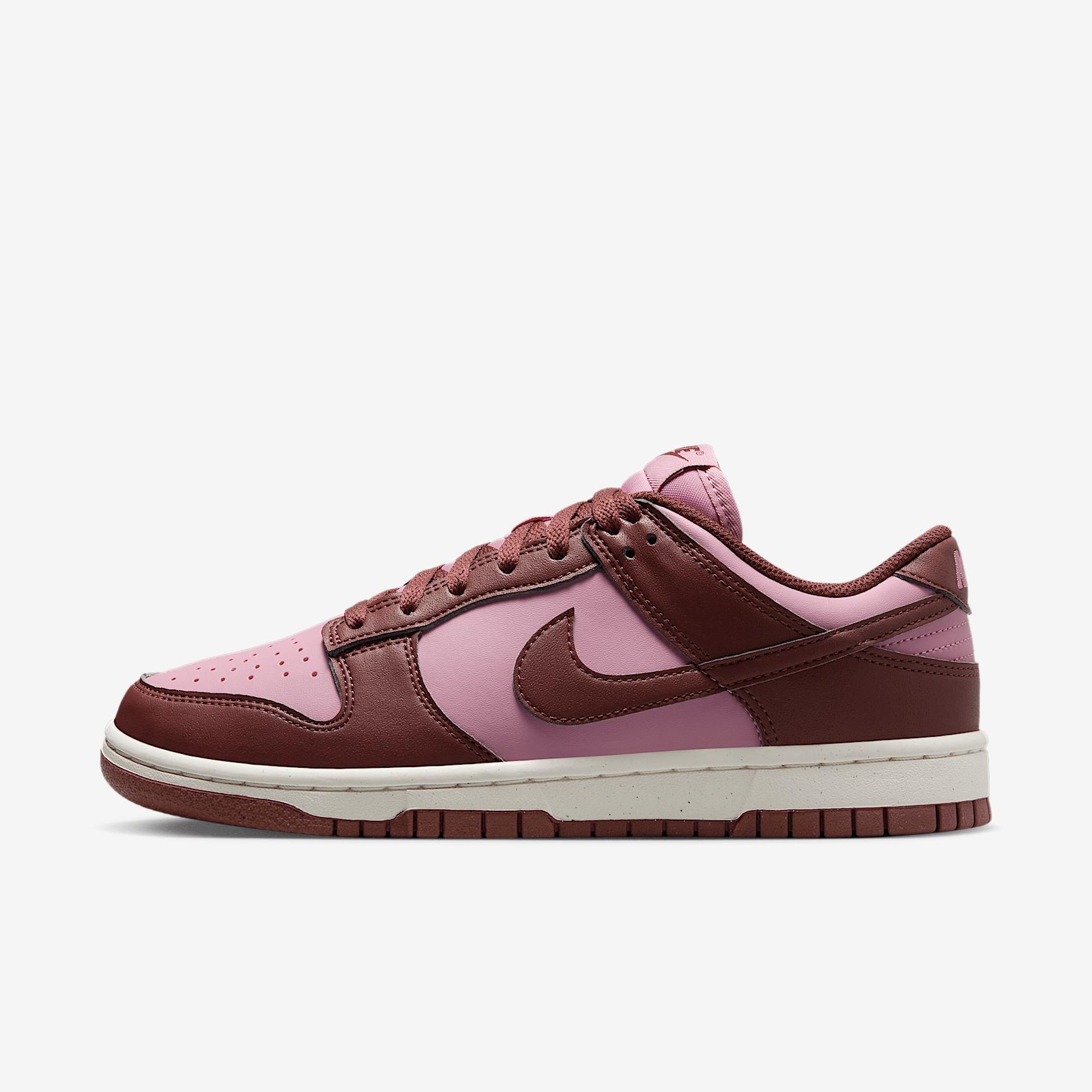 Nike Women's Dunk High Shoes Product Image