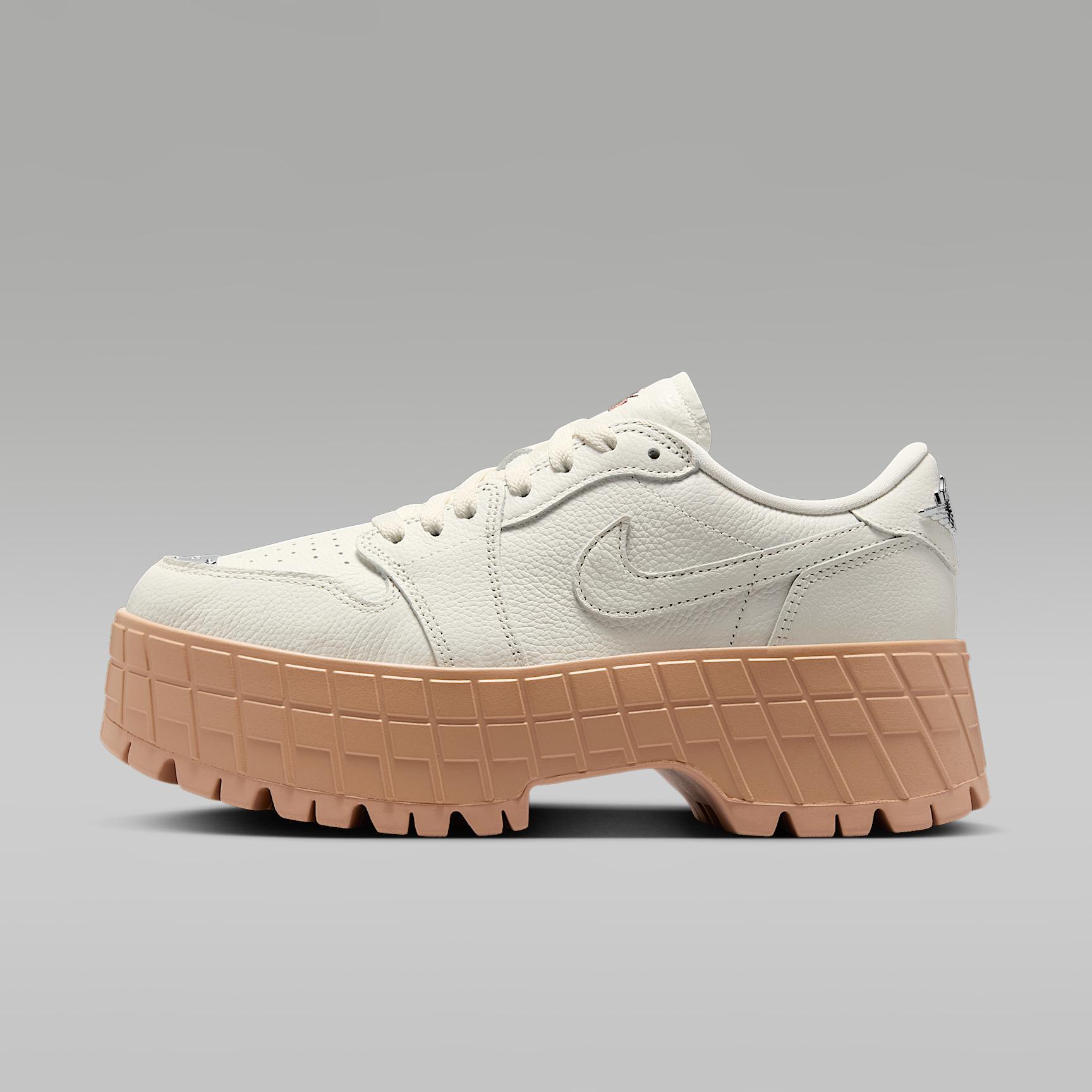 Women's Air Jordan 1 Brooklyn Low Shoes Product Image