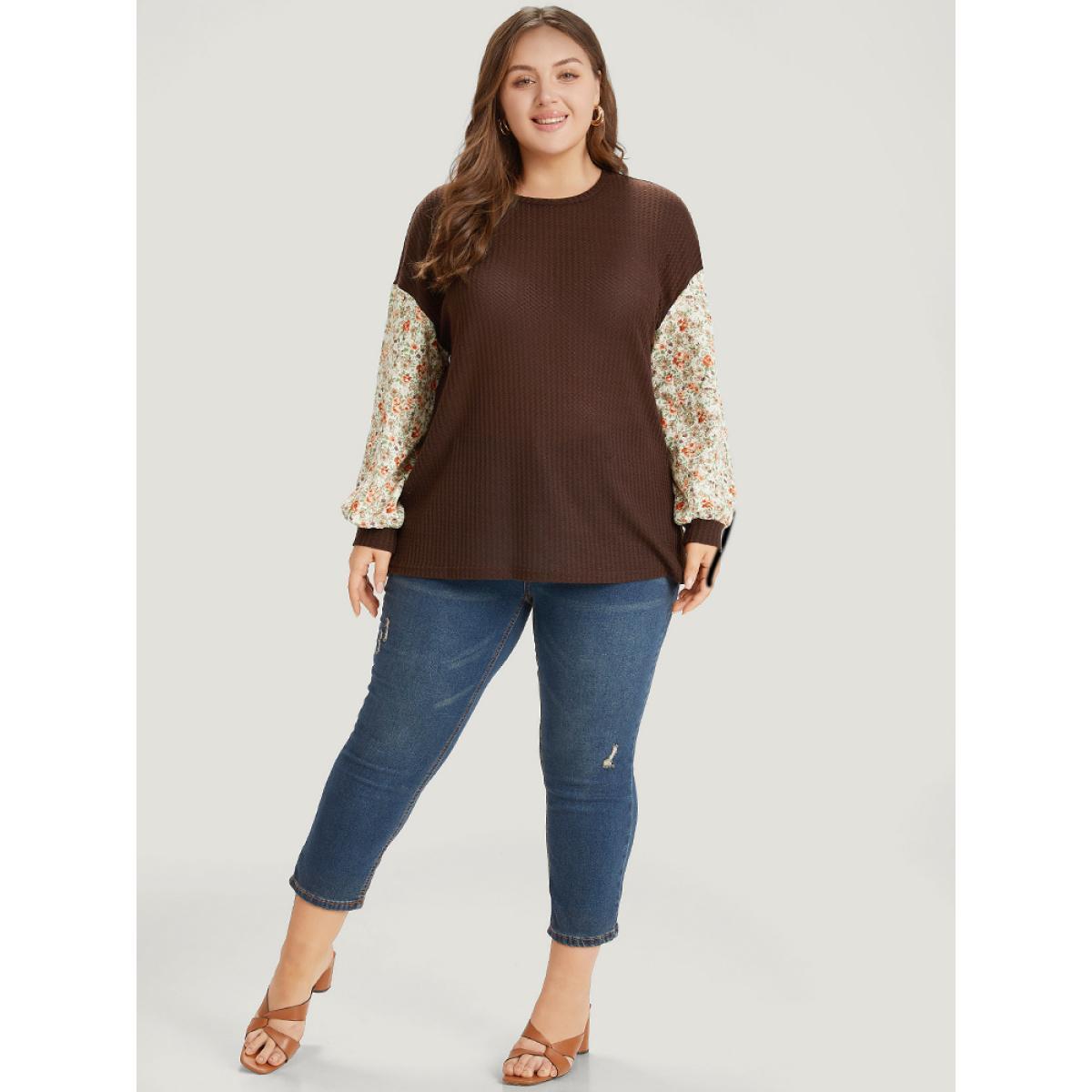 Plus Size Ditsy Floral Patchwork Lantern Sleeve Waffle Knit Sweatshirt Women DarkBrown Elegant Round Neck Dailywear Sweatshirts BloomChic 10/M Product Image