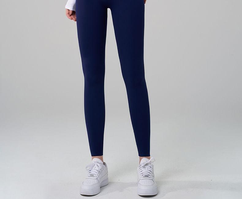 Long Sleeve Mock Neck Sport T-Shirt Product Image