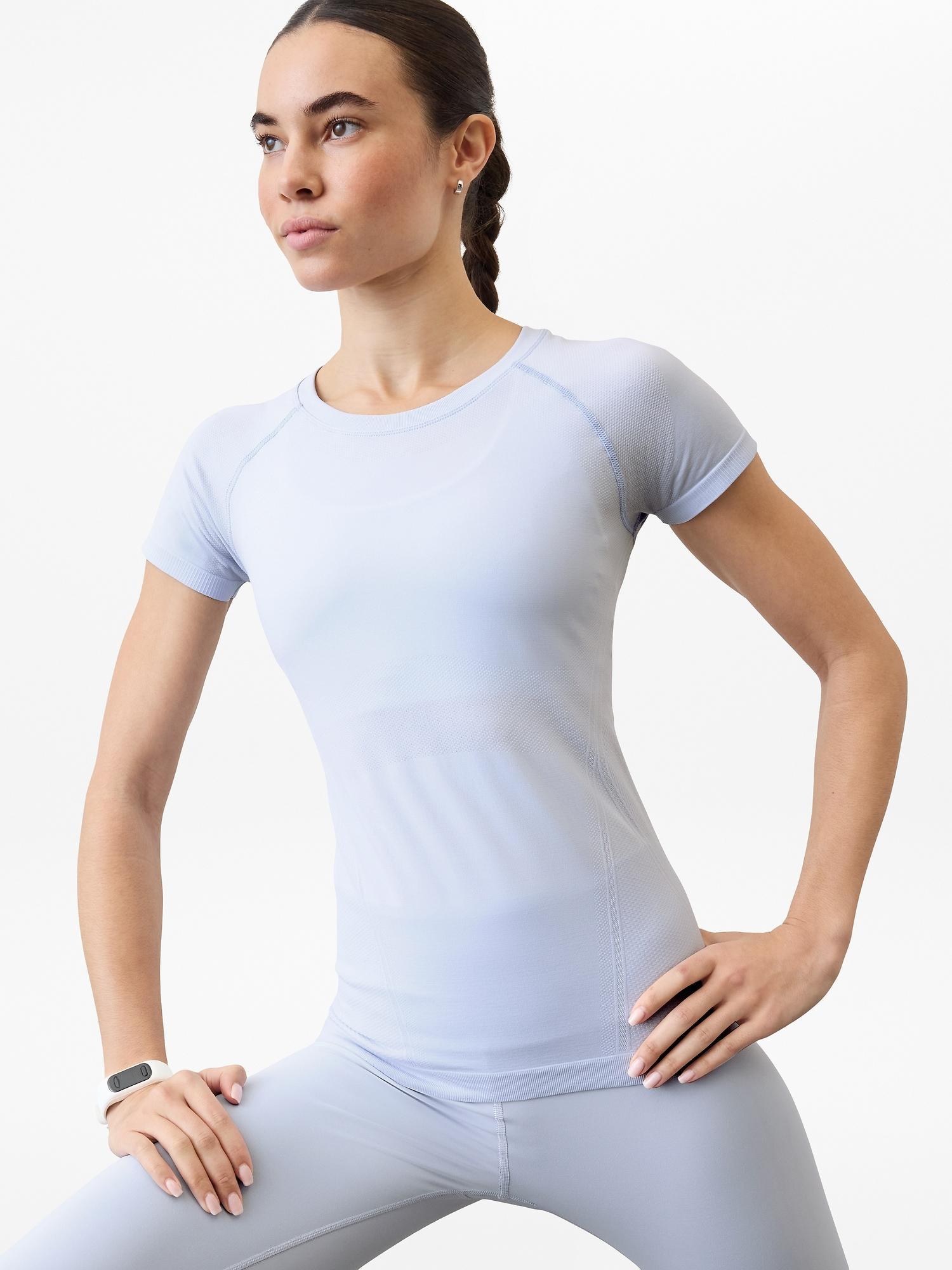 Momentum Seamless Tee Product Image