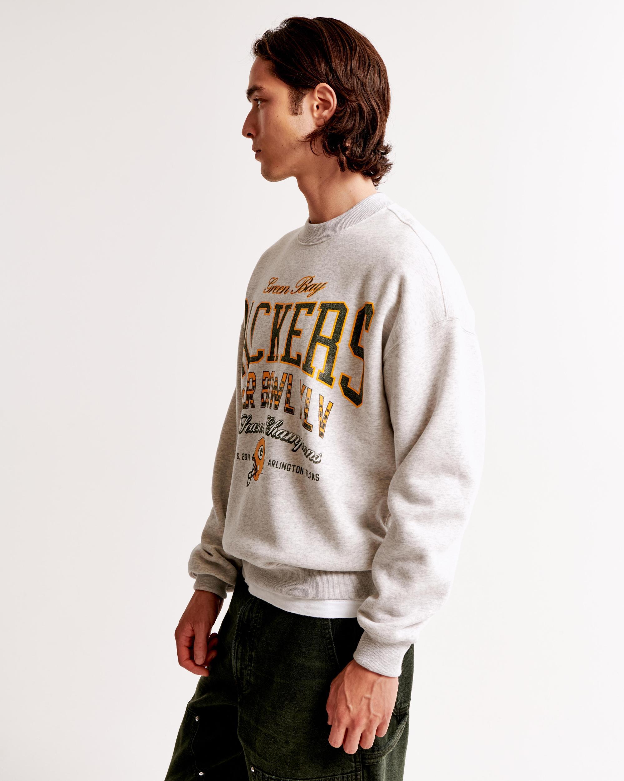 Minnesota Vikings Graphic Crew Sweatshirt Product Image