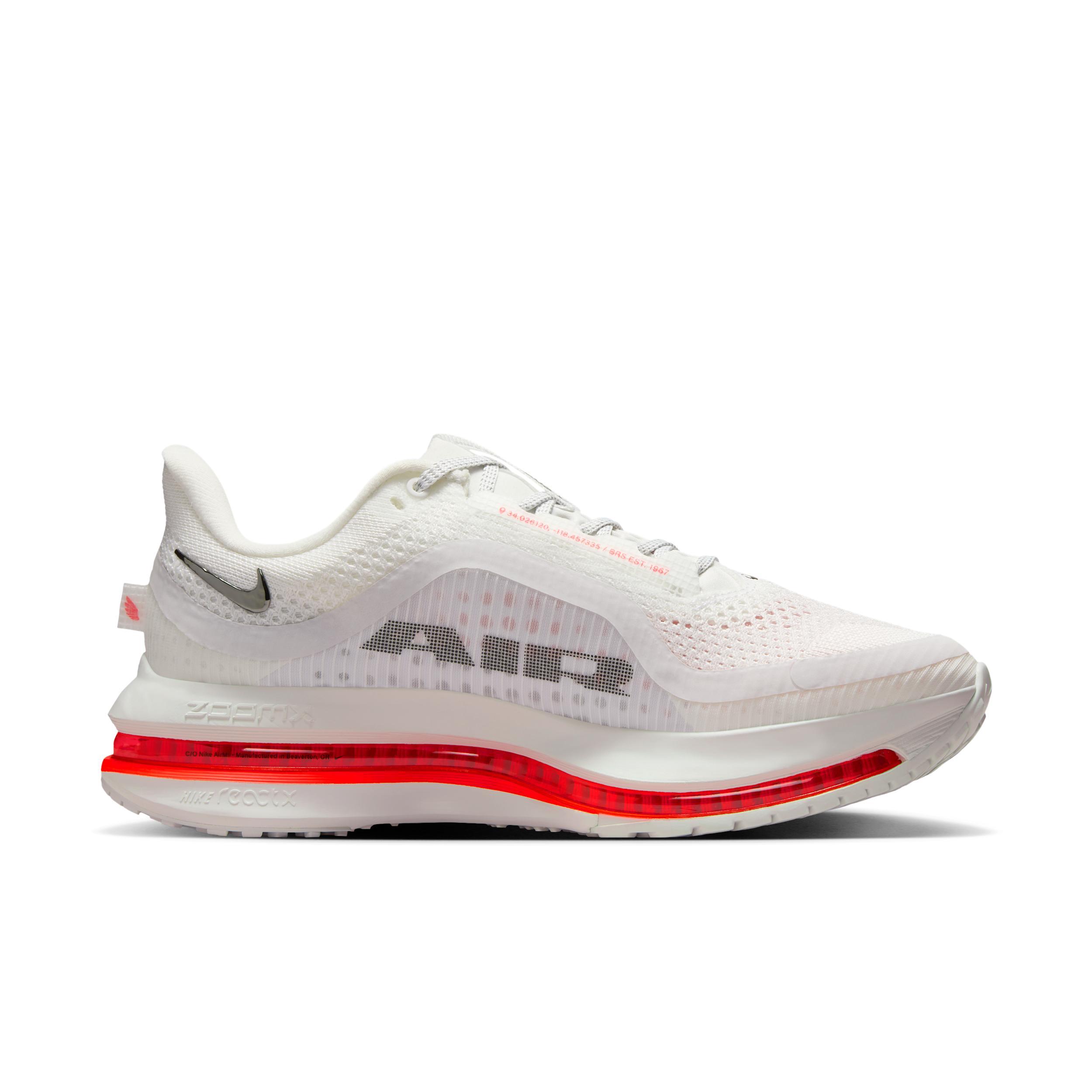 Nike Women's Pegasus Premium Road Running Shoes Product Image