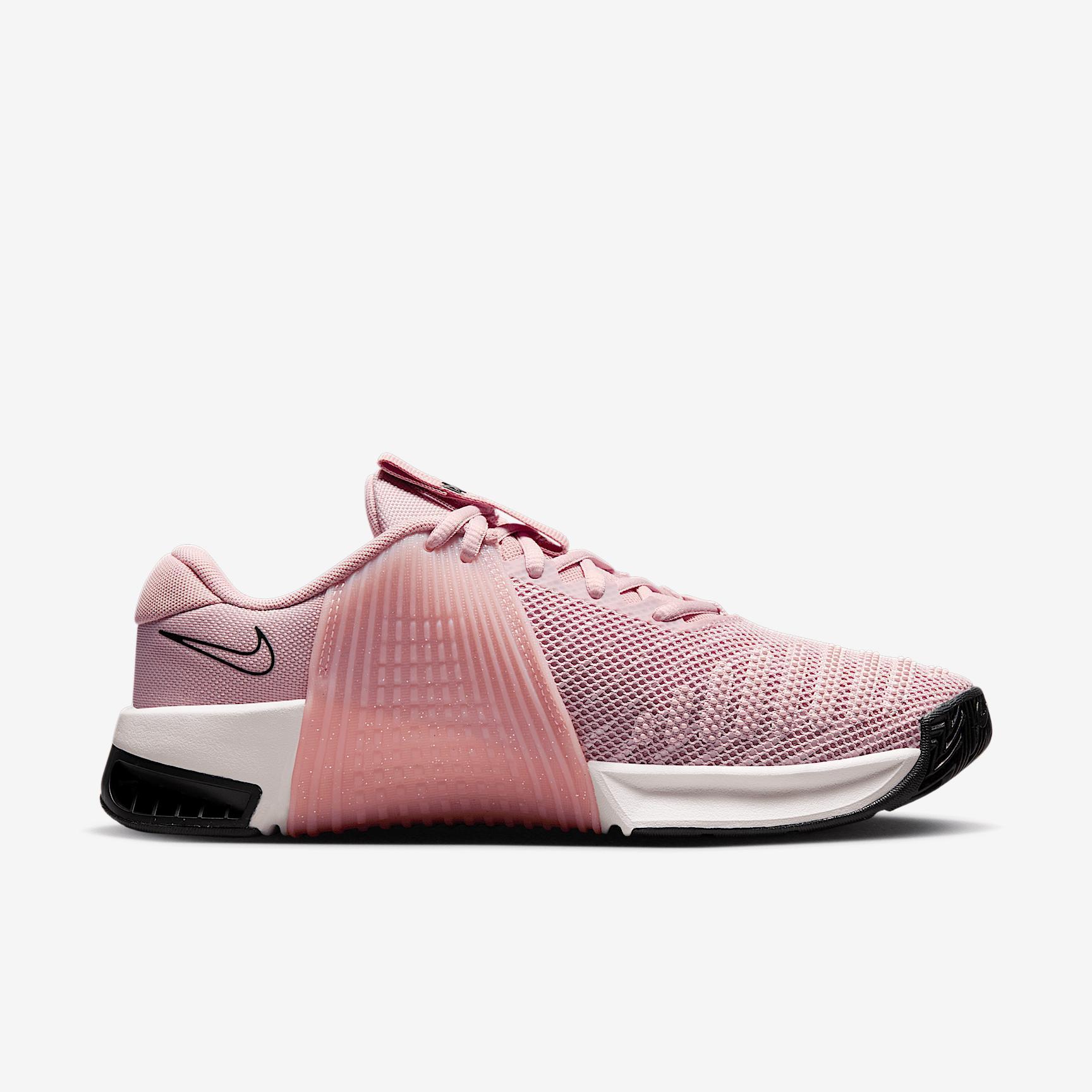 Nike Metcon 9 EasyOn Women's Workout Shoes Product Image