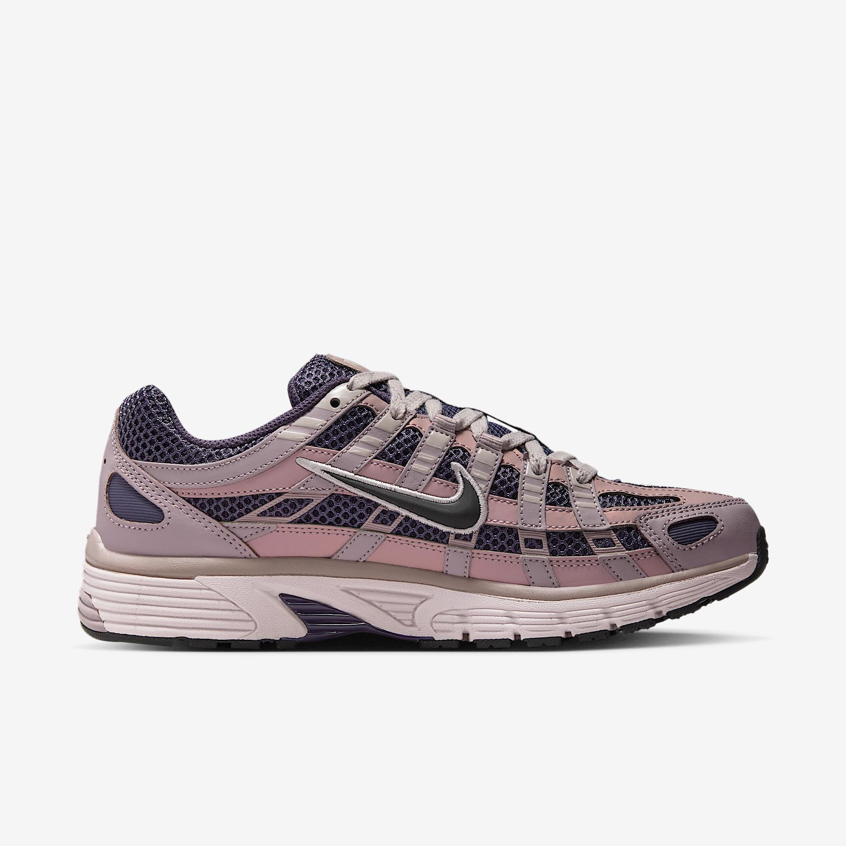 Nike Women's P-000 SE Shoes Product Image