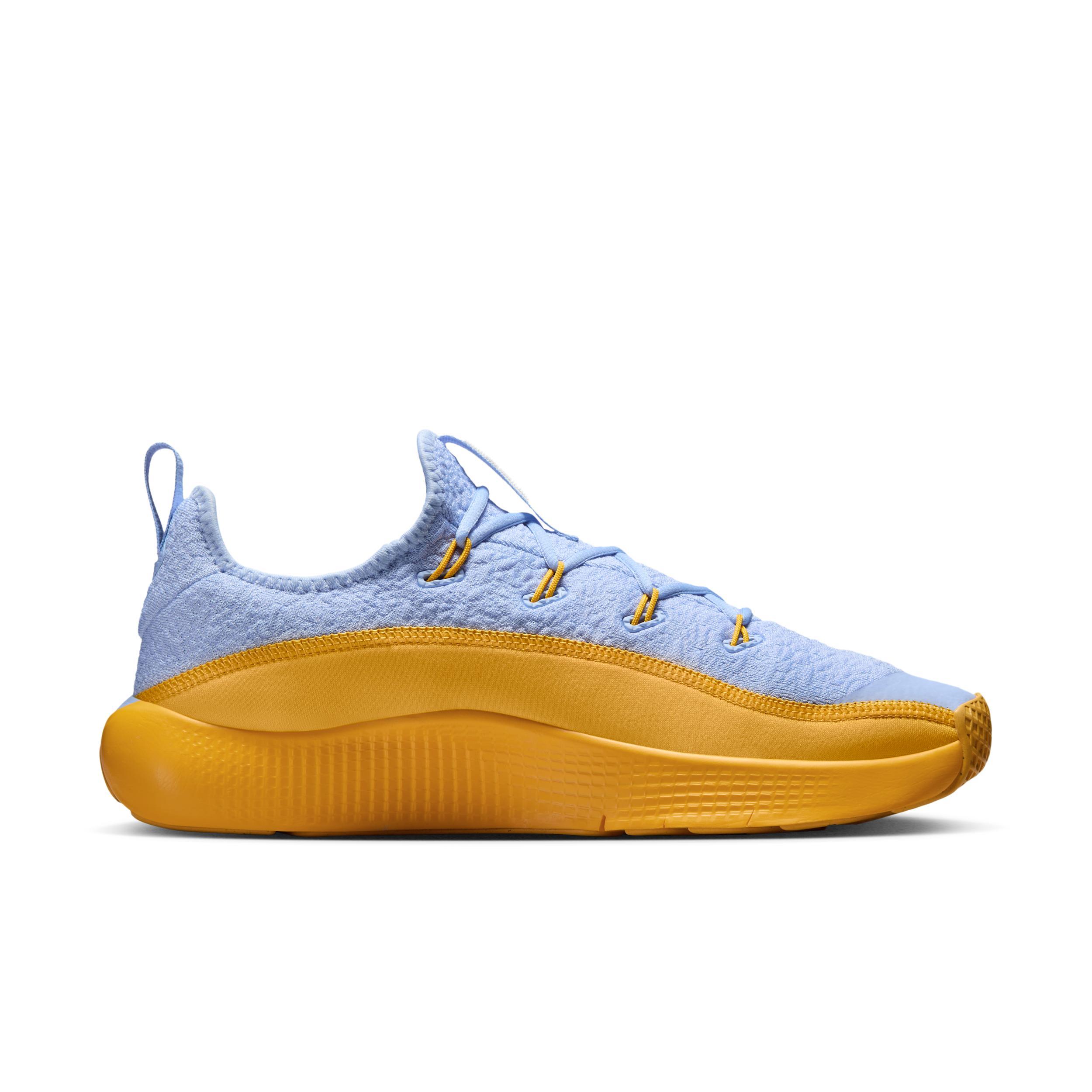 Nike Men's LeBron TR 1 Workout Shoes Product Image