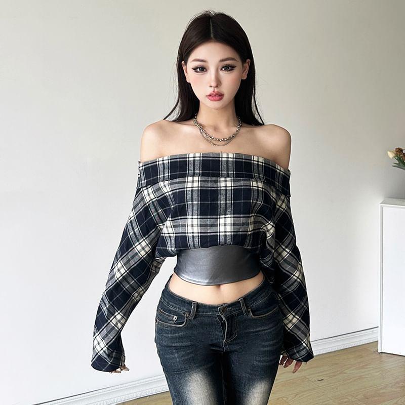 Long-Sleeve Off-Shoulder Plaid Zip-Up Slim Fit Crop Top Product Image