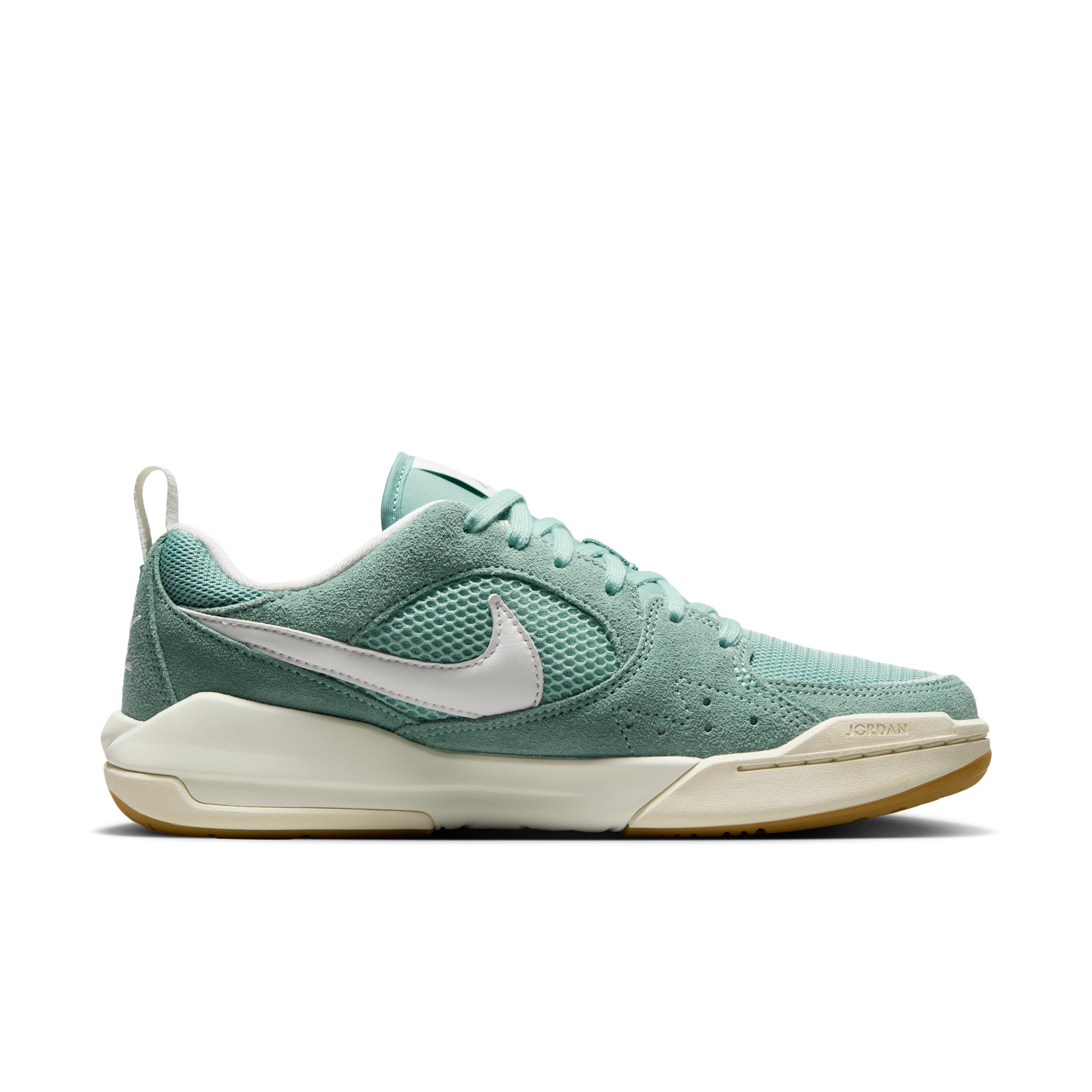 Women's Jordan CMFT Era Shoes Product Image