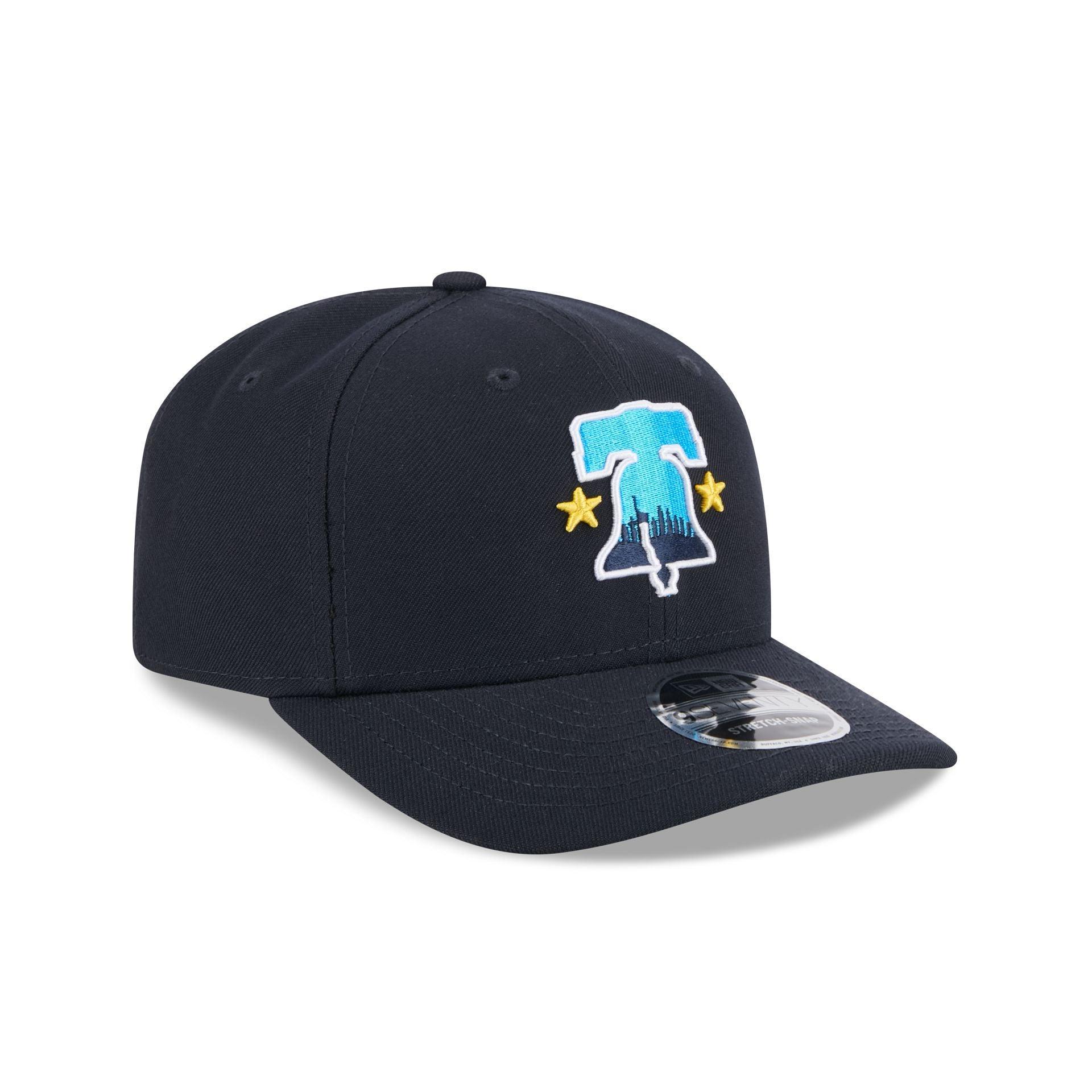 Milwaukee Bucks Circle Patch 9SEVENTY Stretch-Snap Hat Male Product Image