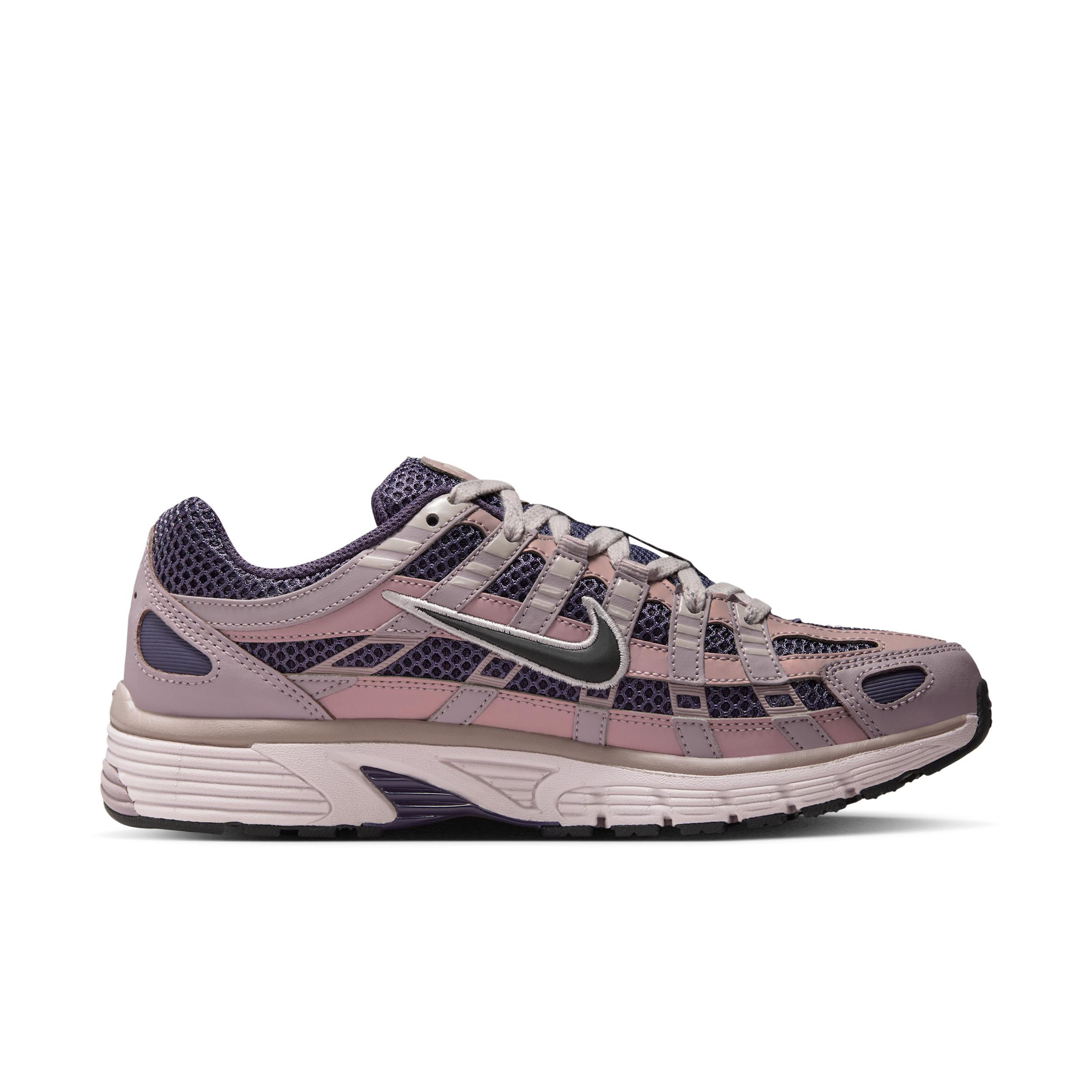 Nike Women's P-000 SE Shoes Product Image