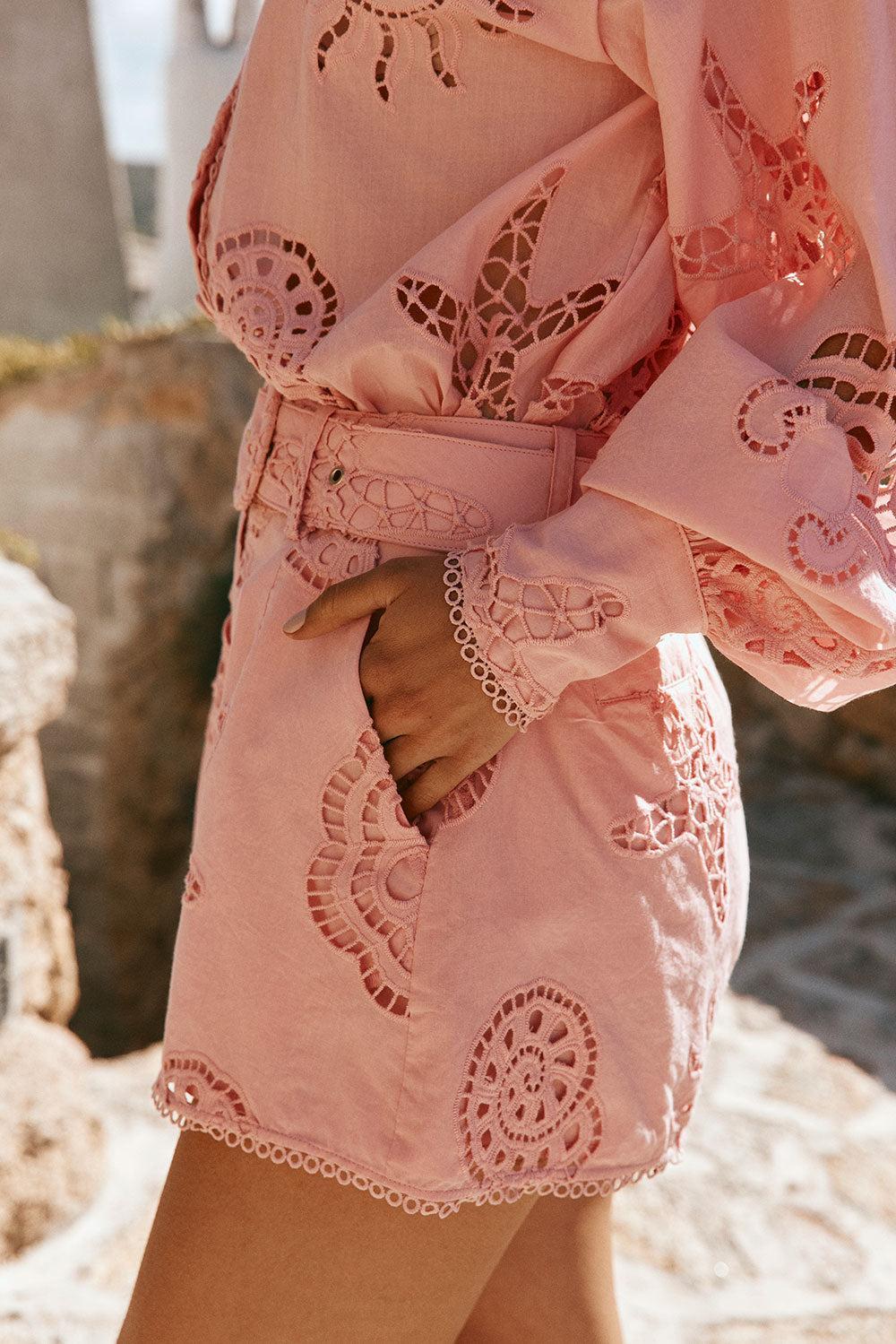 Carilo Shorts -  Corallo Rosa Product Image