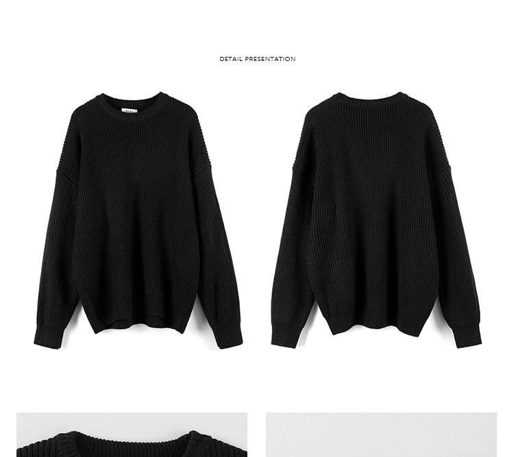 Plain Round-Neck Knit Top Product Image