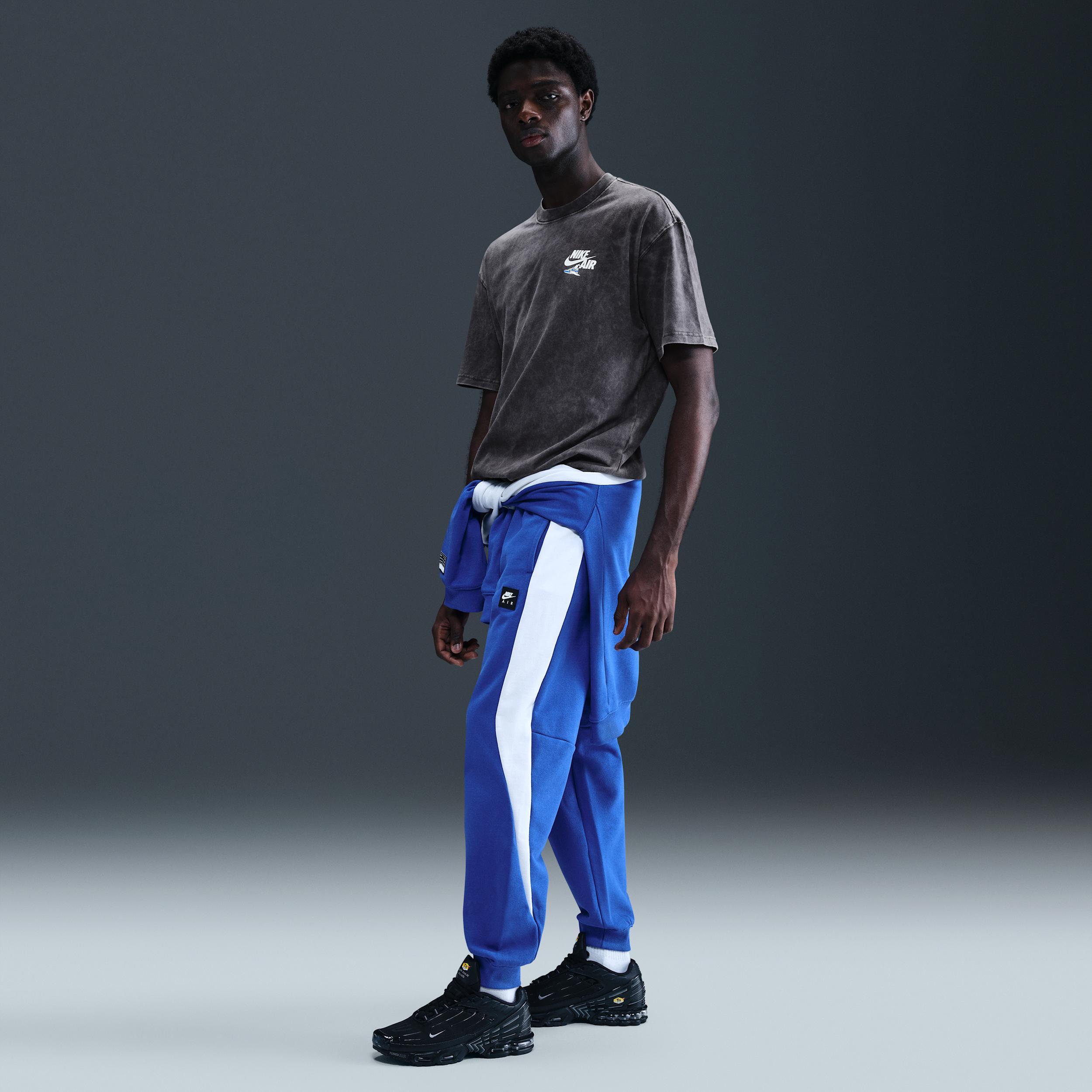 Nike Sportswear T-Shirt Product Image