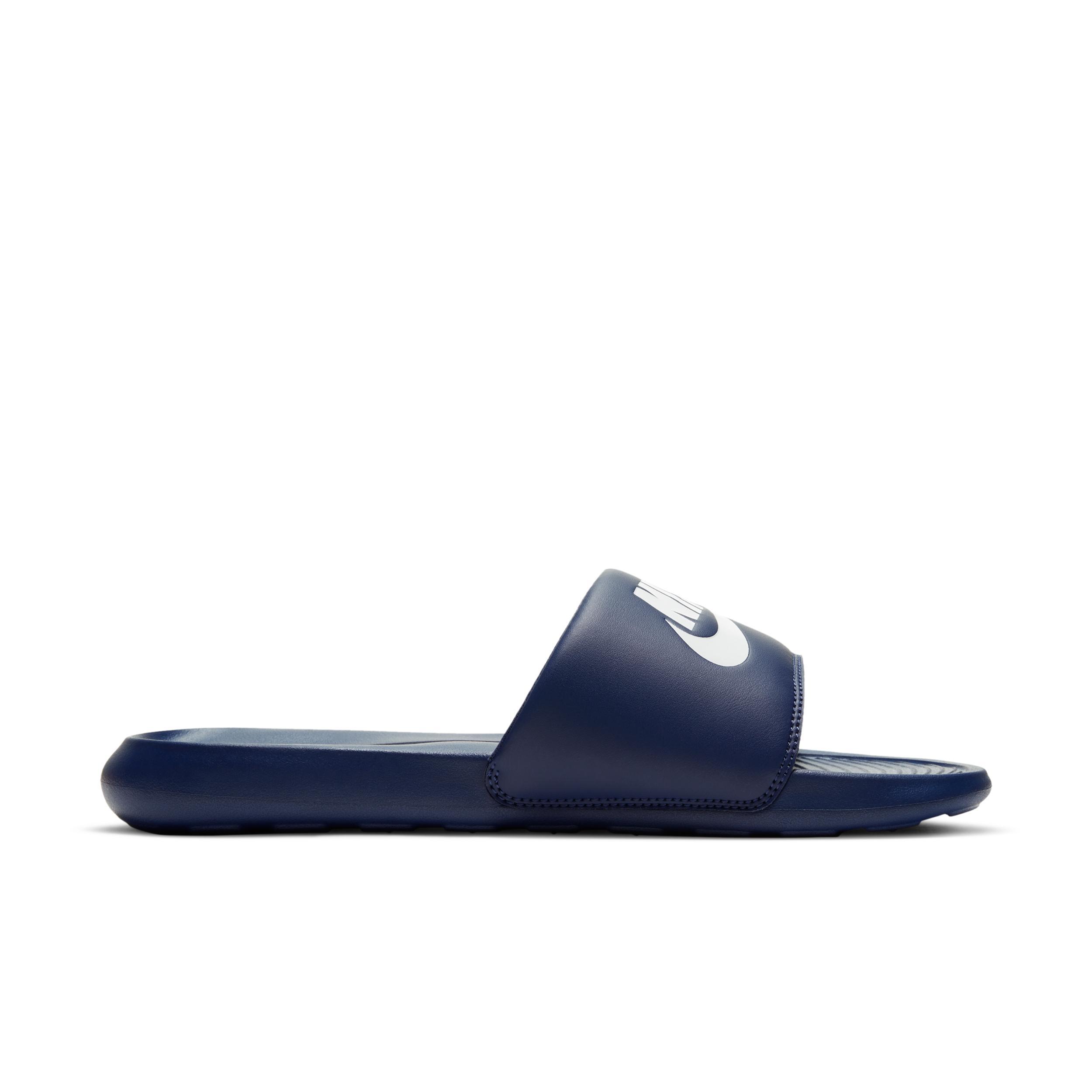 Nike Men's Victori One Slides Product Image