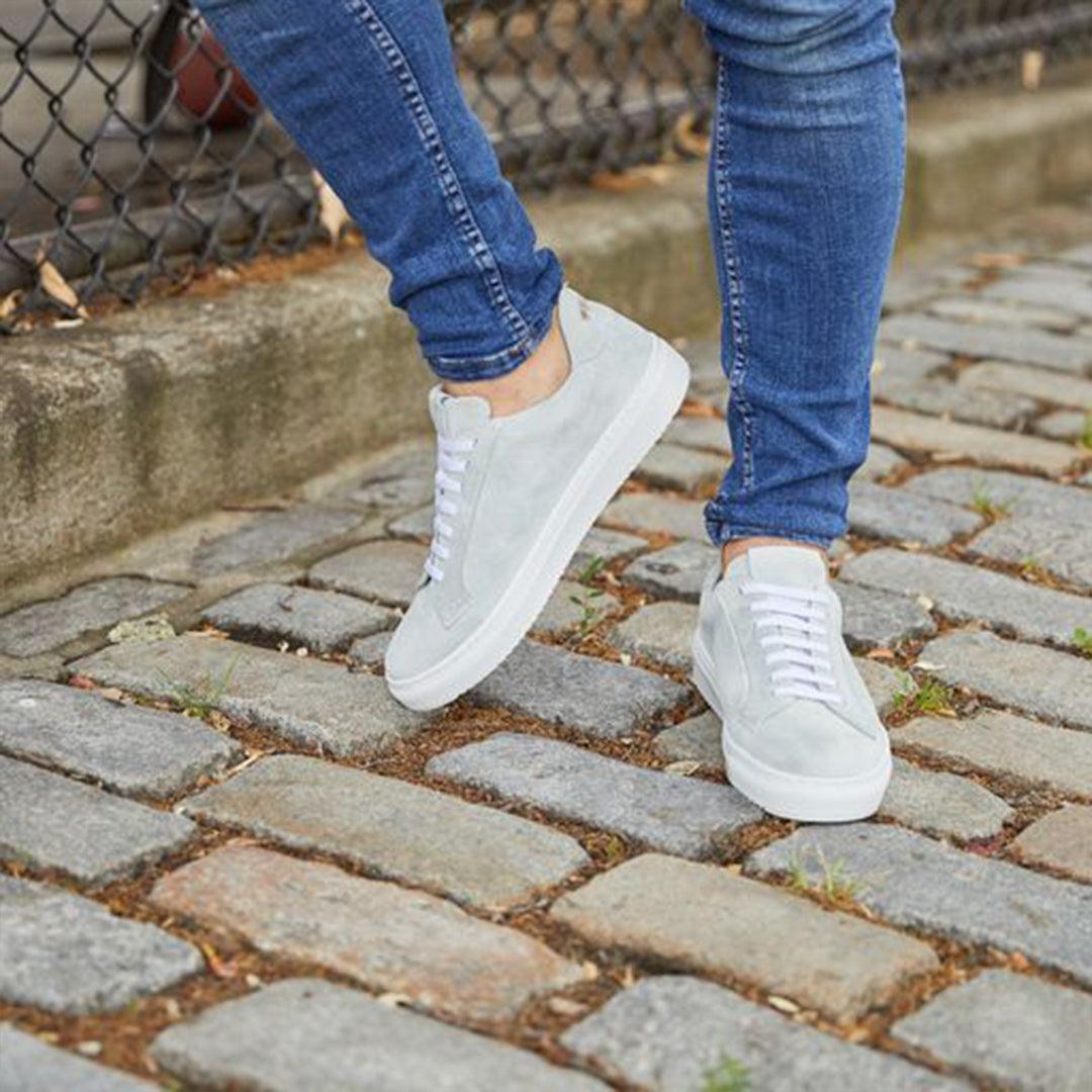 36's Laceless Low Top Product Image